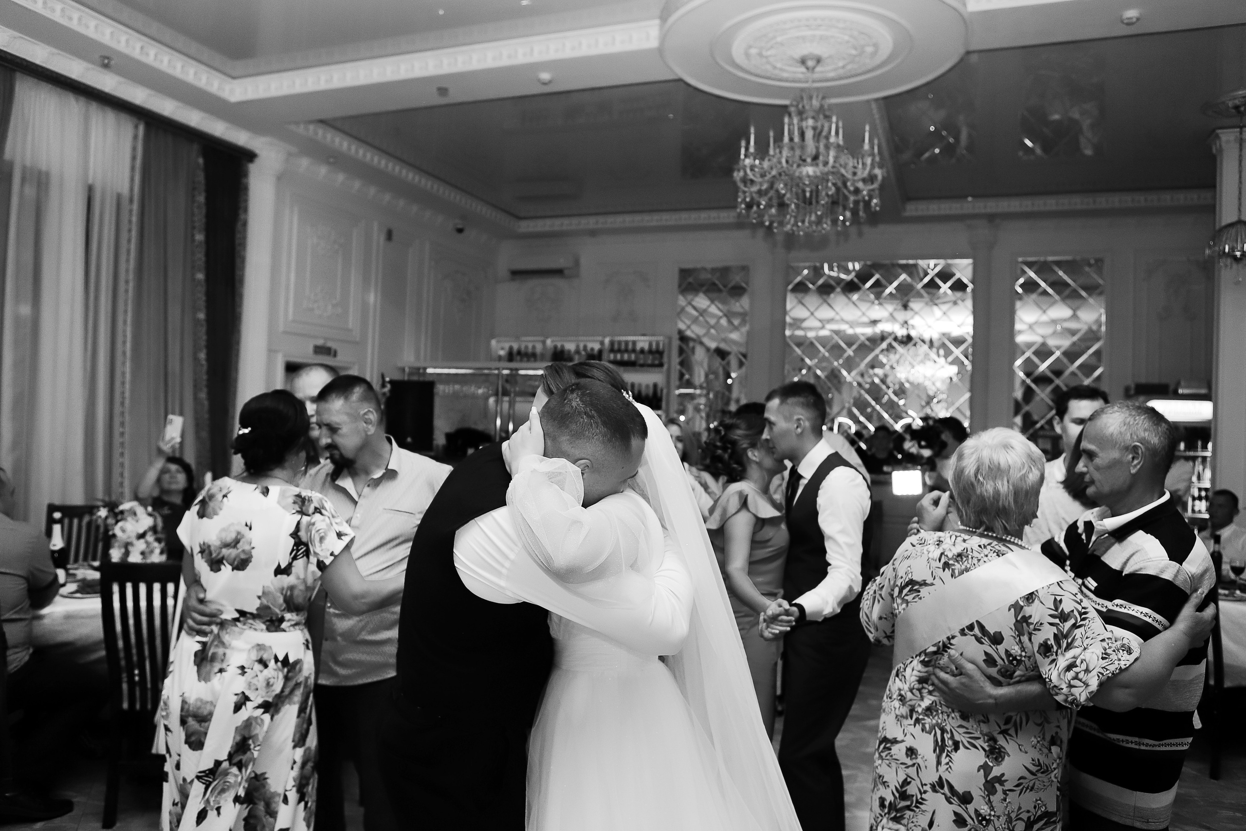 Юлия и Сергей. Свадебный фотограф Евгения Фролова г. Каменск-Шахтинский, Донецк, Ростов