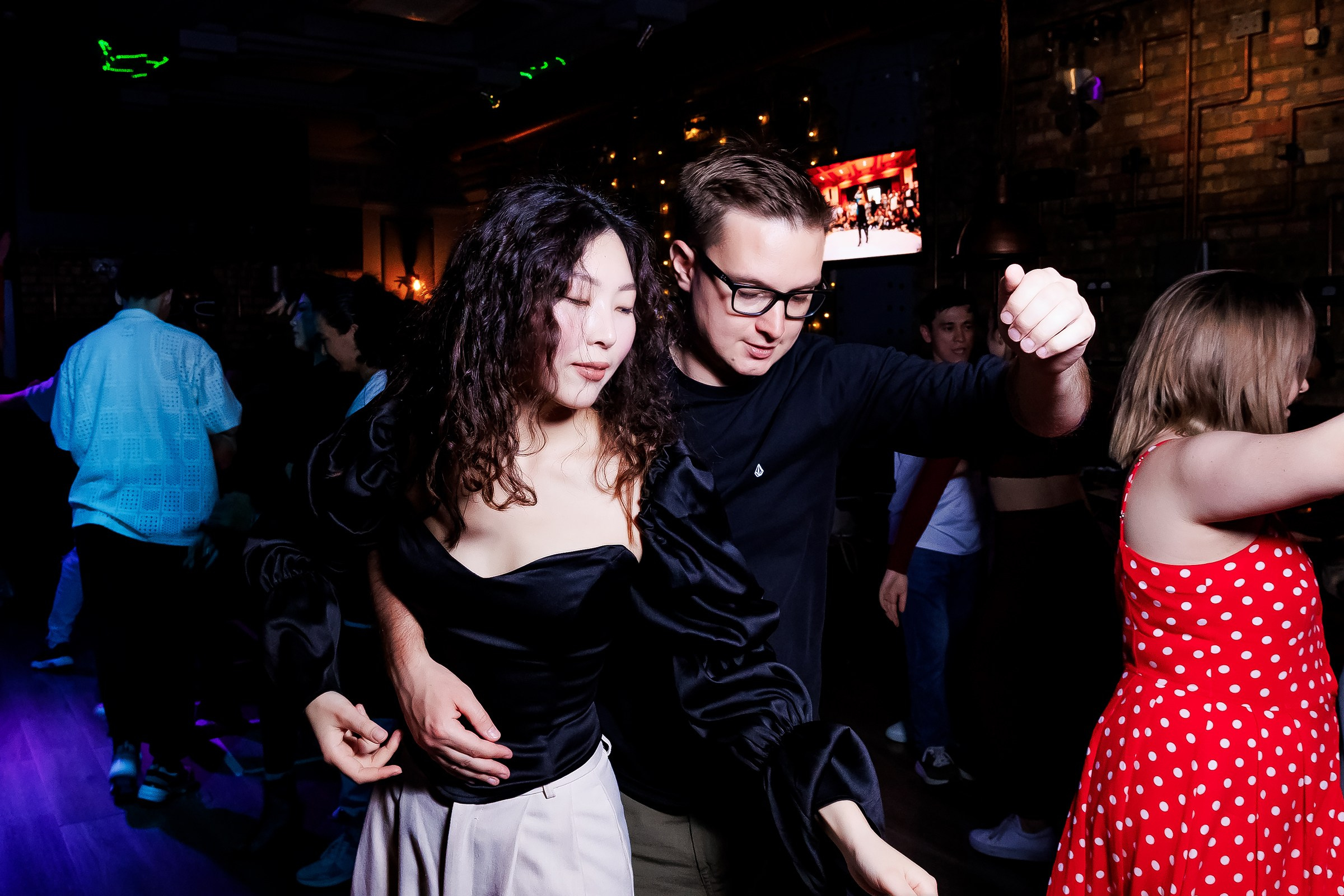 Bachata Party by One Flick. Репортажный фотограф в Алматы Каюпов Сержан