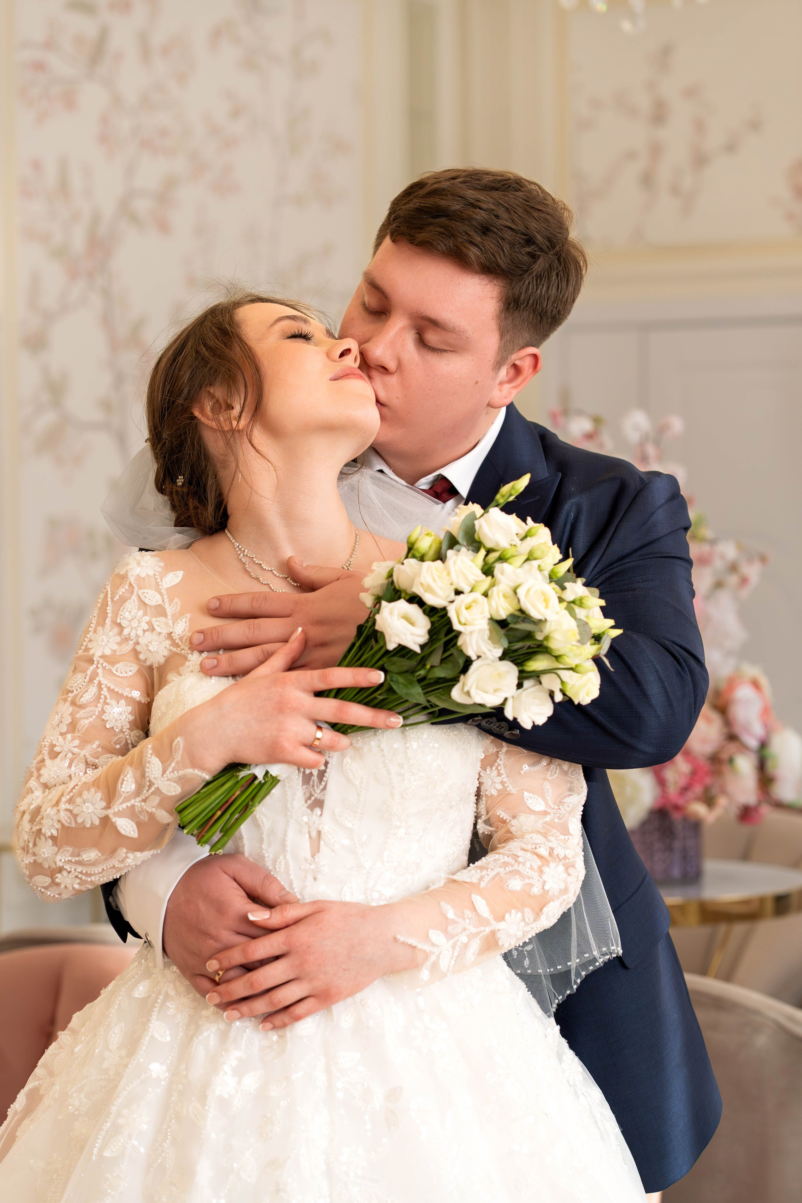 Приморский ЗАГС + прогулка + банкет. Семейный фотограф Светлана Сливчак