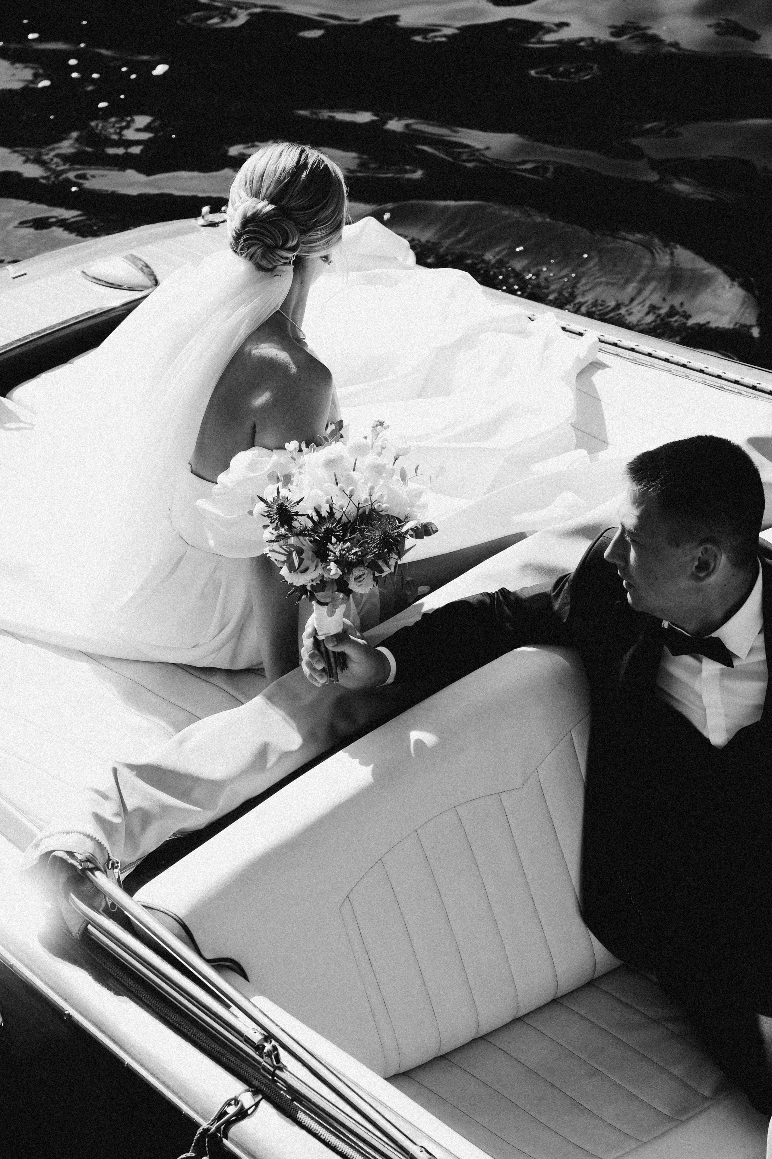 СВАДЕБГНАЯ ПРОГУЛКА ПО КАНАЛ САНКТ-ПЕТЕРБУРГА НА КАТЕРЕ. Профессиональный фотограф, Санкт-Петербург — Виктория Богомолова