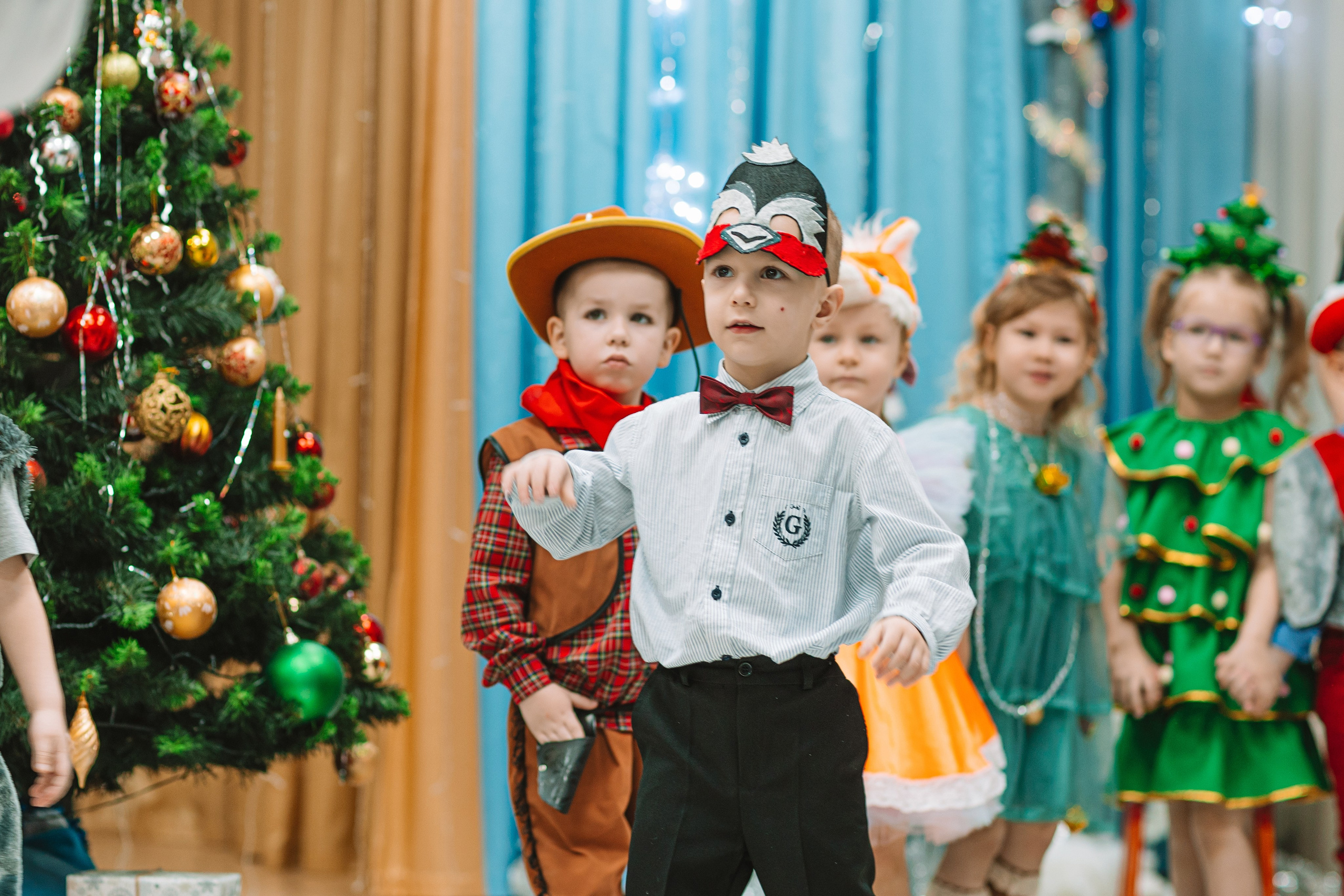 Утренник+портреты. Семейный фотограф Тюмень, фотограф на роды Салмина Мария