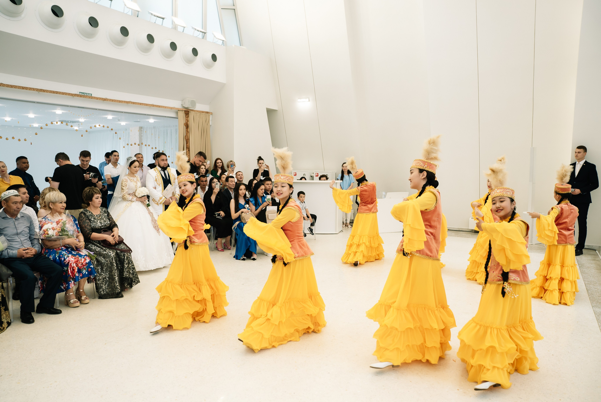 Мурат и Лилия Победители шоу 4 Свадьбы на Пятнице. Свадебный фотограф в Самаре Анна Ковалева