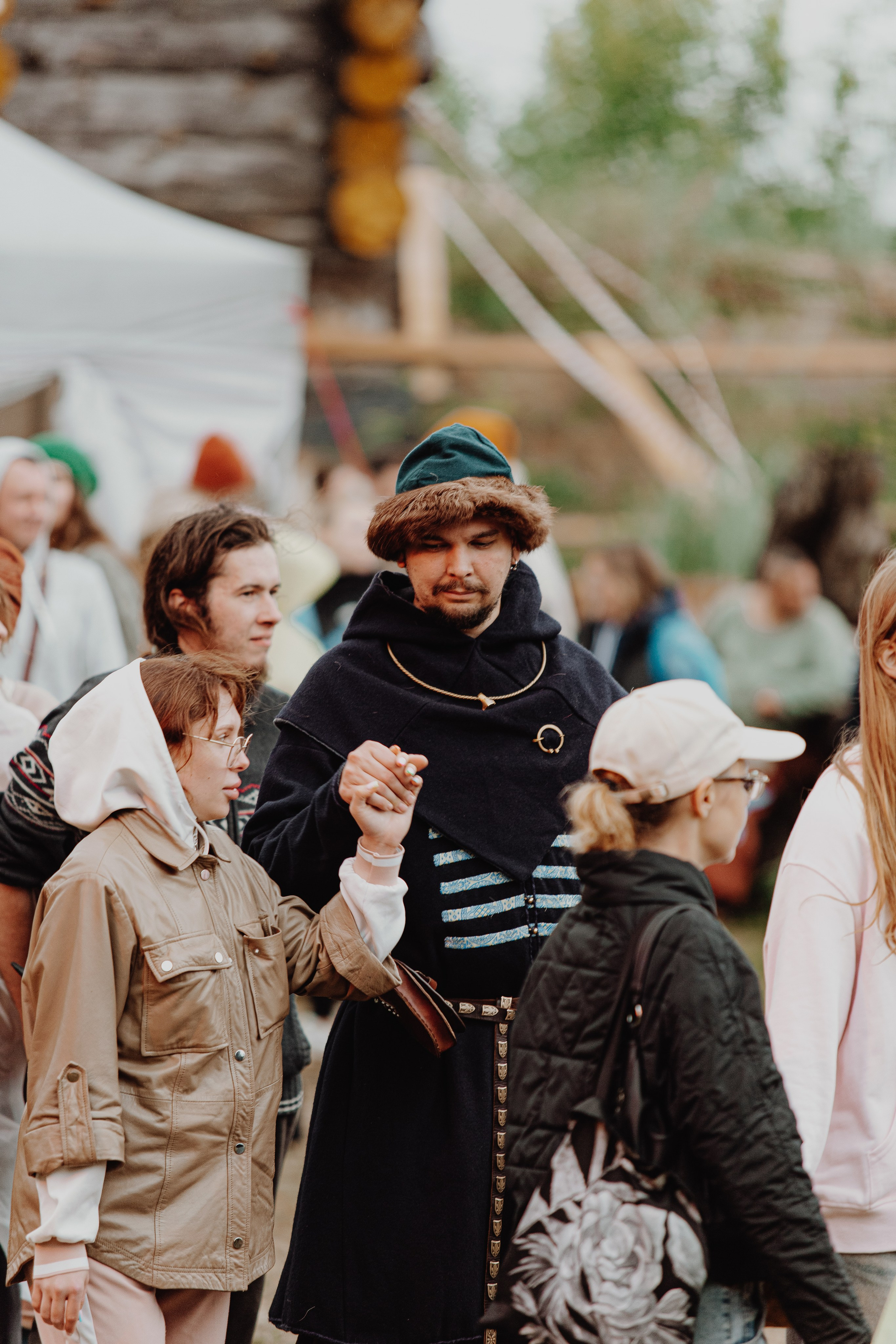 Фестиваль «Абалакское поле» XVI. Арт-фотограф Крис Л. в Тобольске: портрет, семейные, свадьбы
