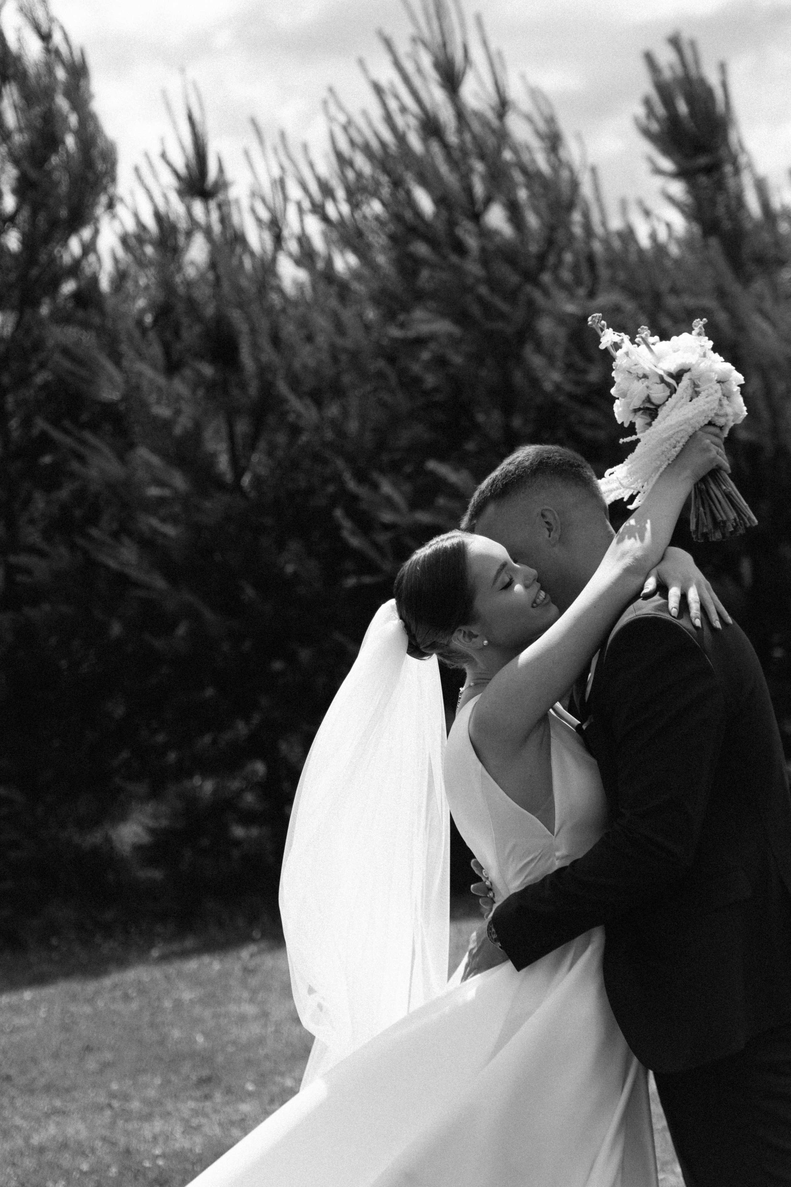 Крепкие объятия. Свадебный и портретный фотограф Соломко Диана