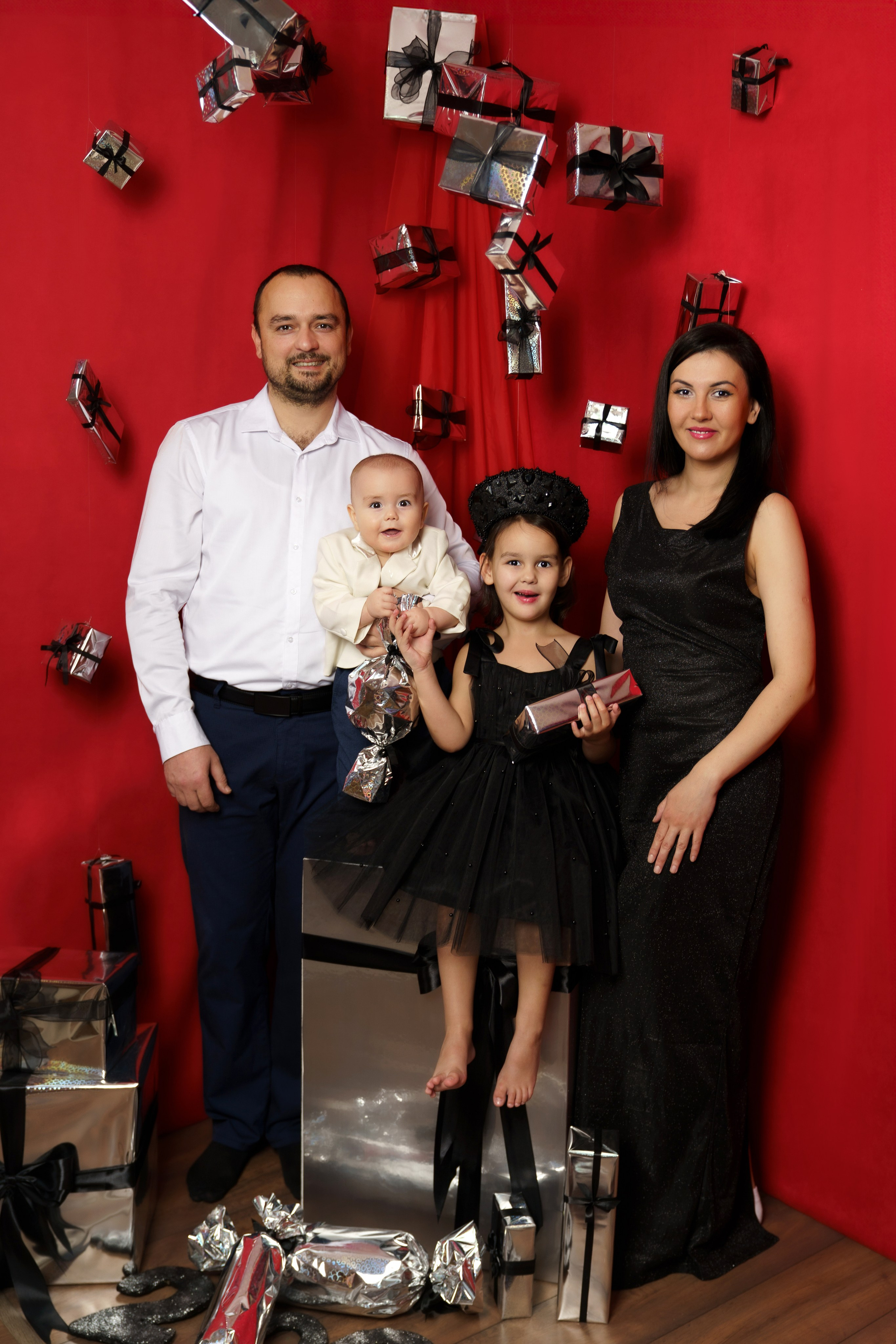 Фотопроект НОВОГОДНИЙ. Фотограф новорожденных, детей до года и беременных в Симферополе