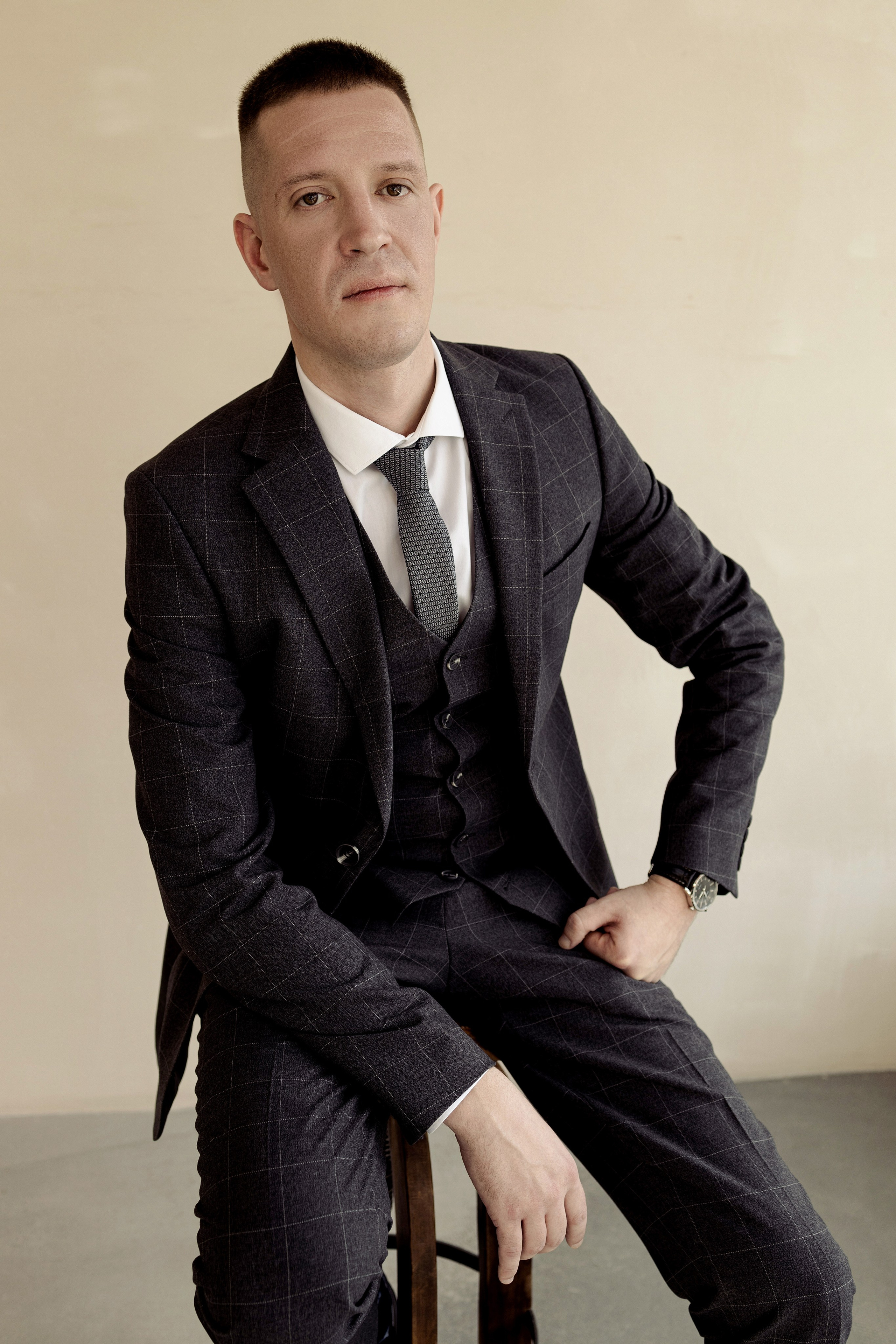 Дмитрий Т. Фотограф Челябинск Эвелина Ганага, съемка для бизнеса и маркетплейсов