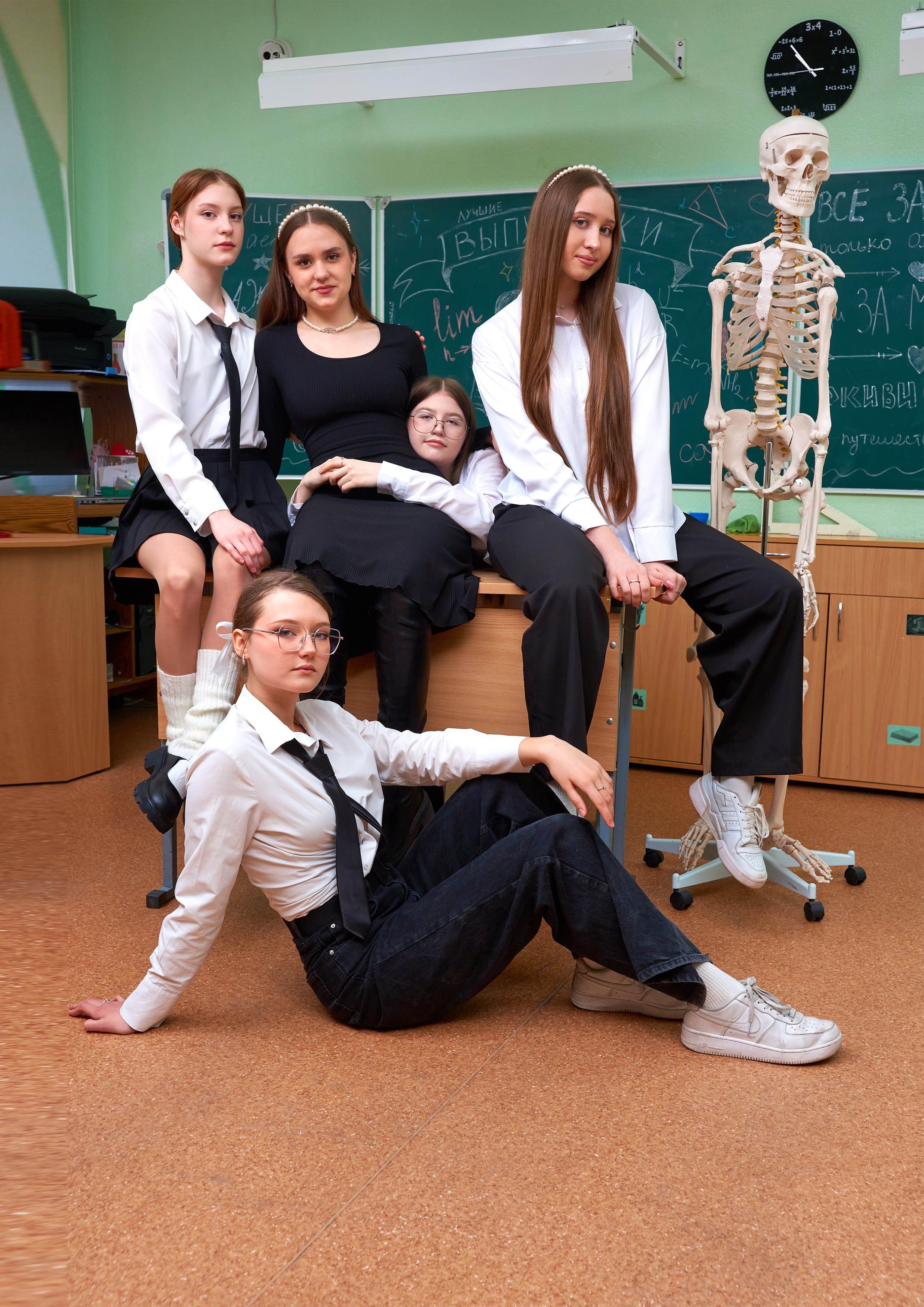 Выпуск 2024 2 школа Многостраничный. Childrenfoto.ru