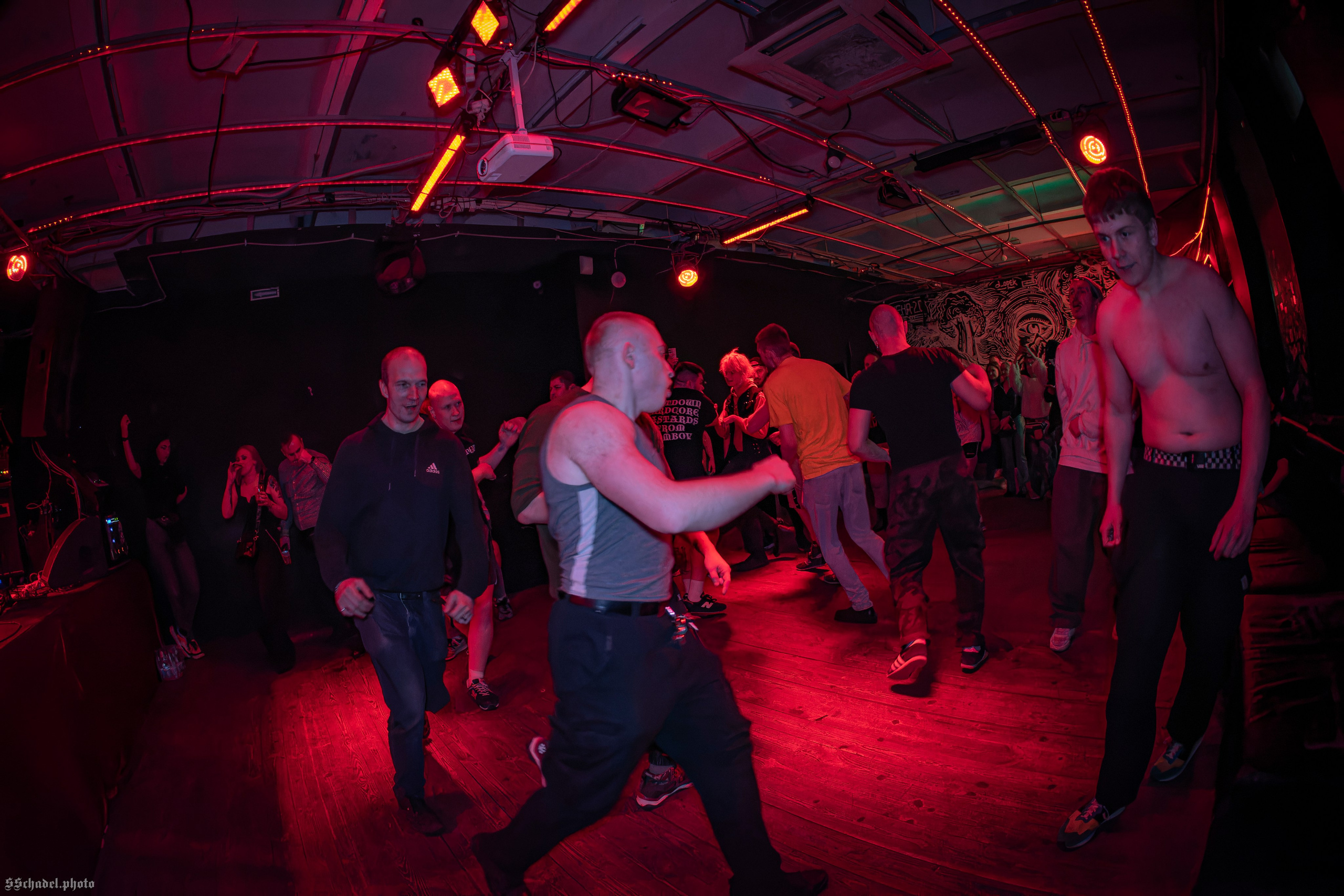 Mayday Massacre: Hardcore vs Death Metal // мошпит 02.05.2025. We will make everything metal!