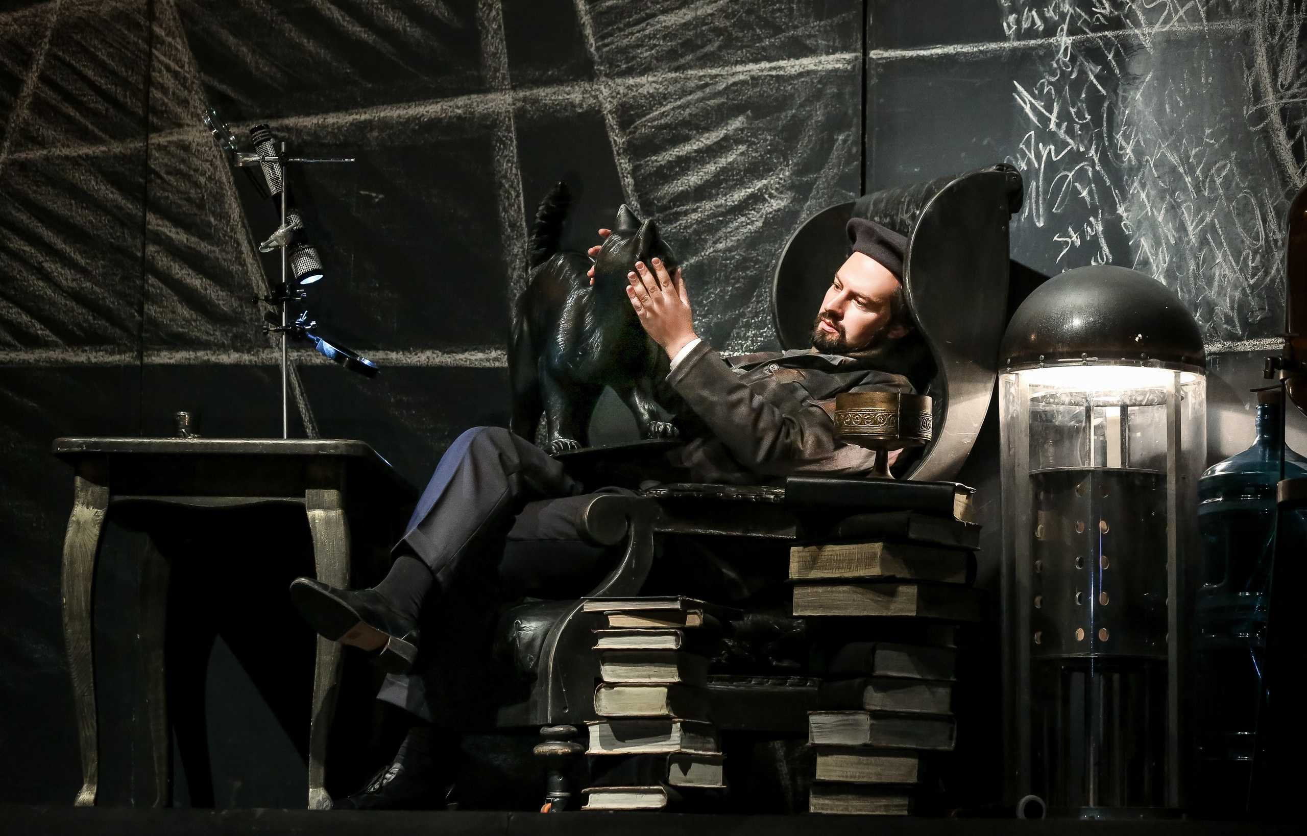 Сатана там правит бал: «Фауст» Гуно в Новой опере. Дарья Письменюк / Darya Leitstern — фотограф, музыкант, журналист, путешественник