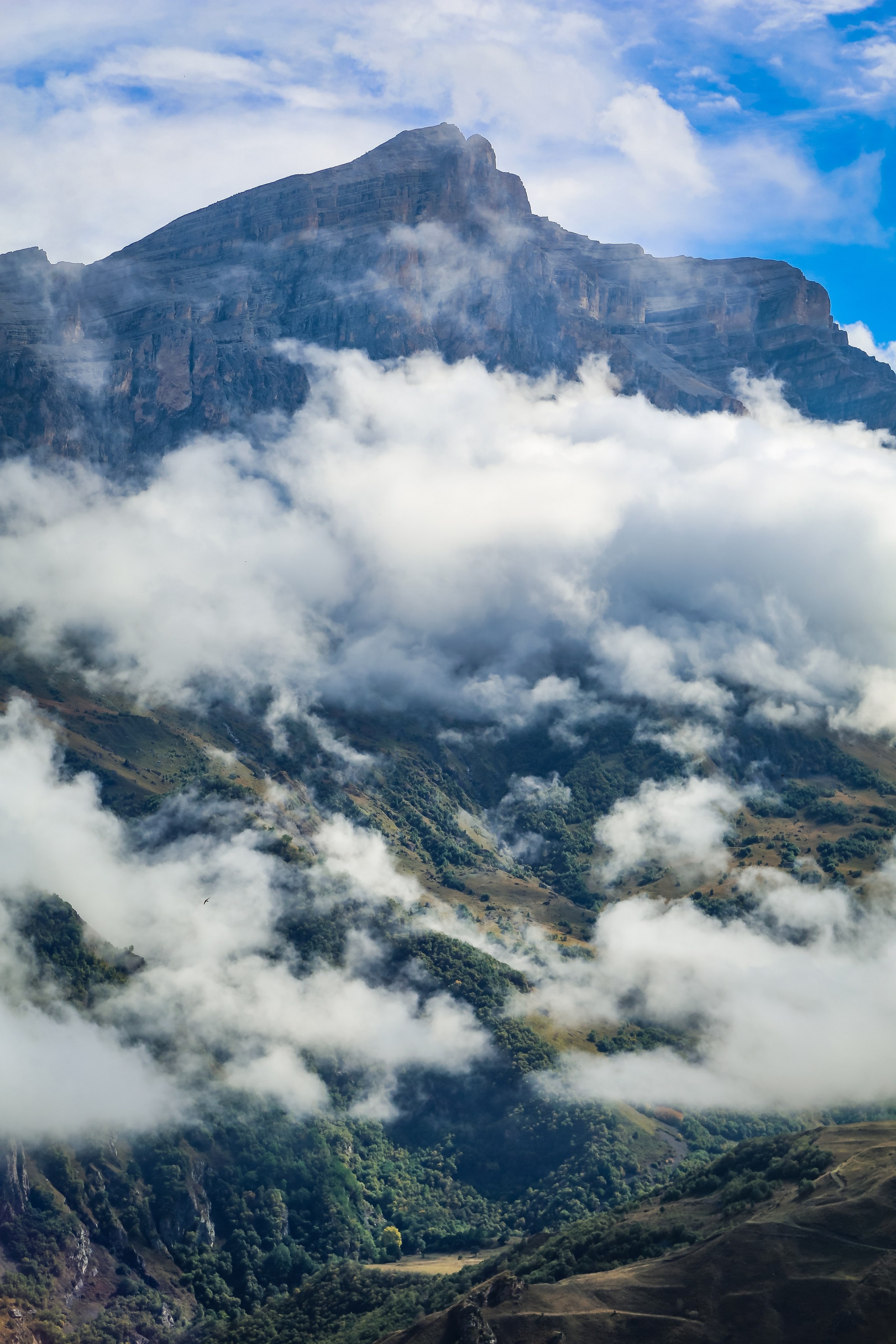 Кавказ: Безенги в Кабардино-Балкарии. Дарья Письменюк / Darya Leitstern — фотограф, музыкант, журналист, путешественник
