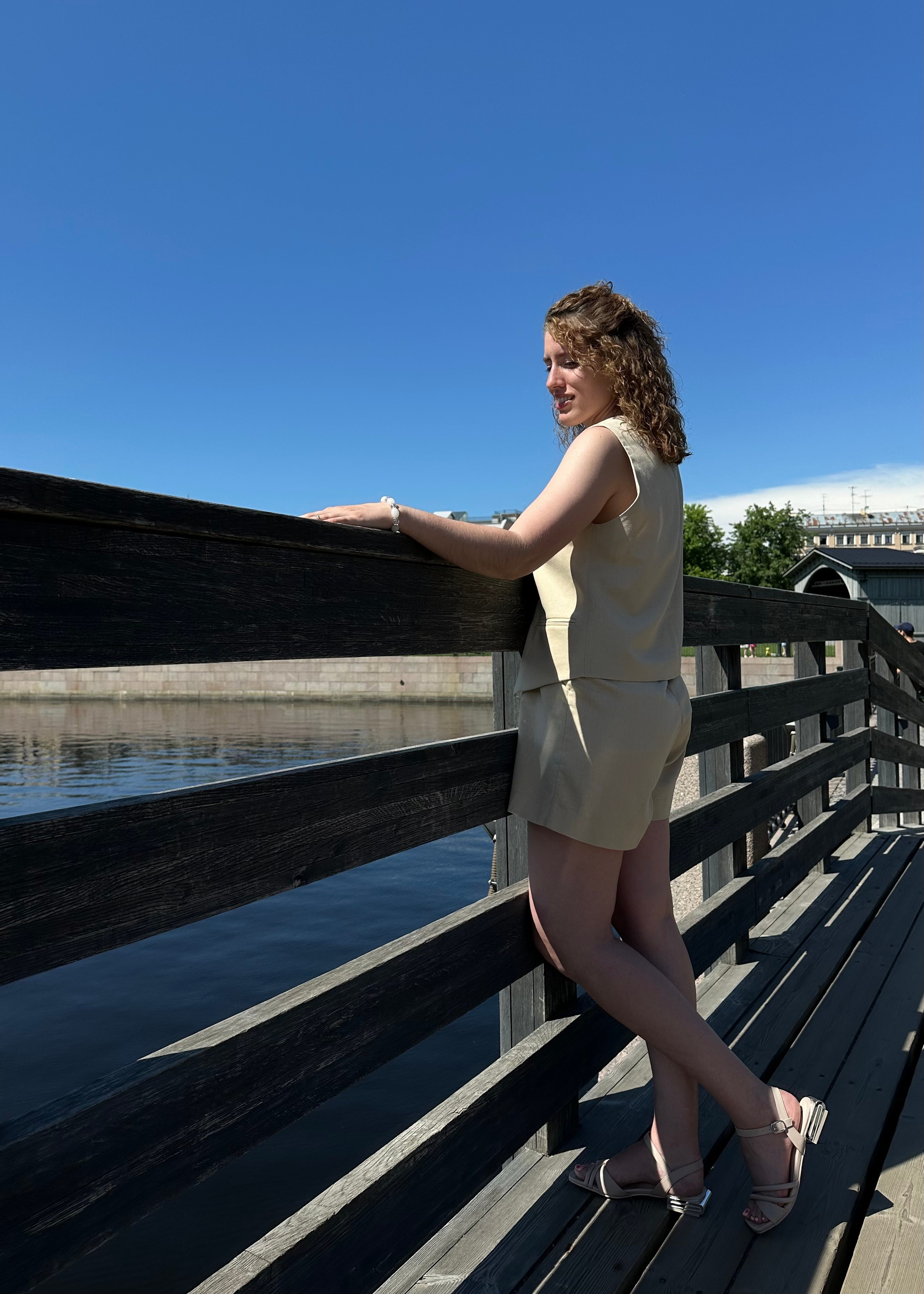 Прогулка по центру. КОНТЕНТ |БРЕНД фотограф Санкт-Петербург — Жанна Олтаржевская