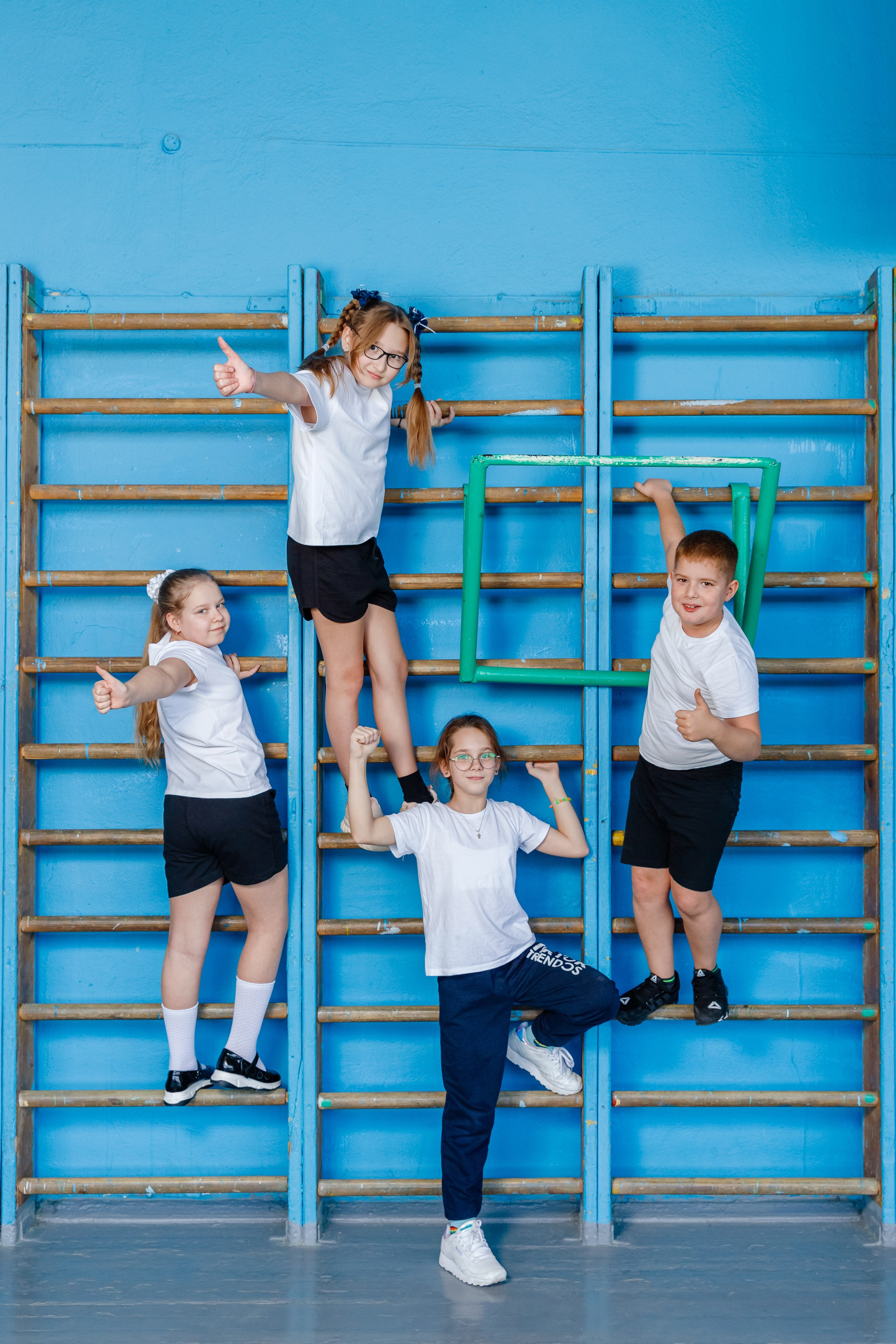 ФИЗКУЛЬТУРА. Марина Ушакова. Фотограф. Выпускные альбомы. г. Краснодар