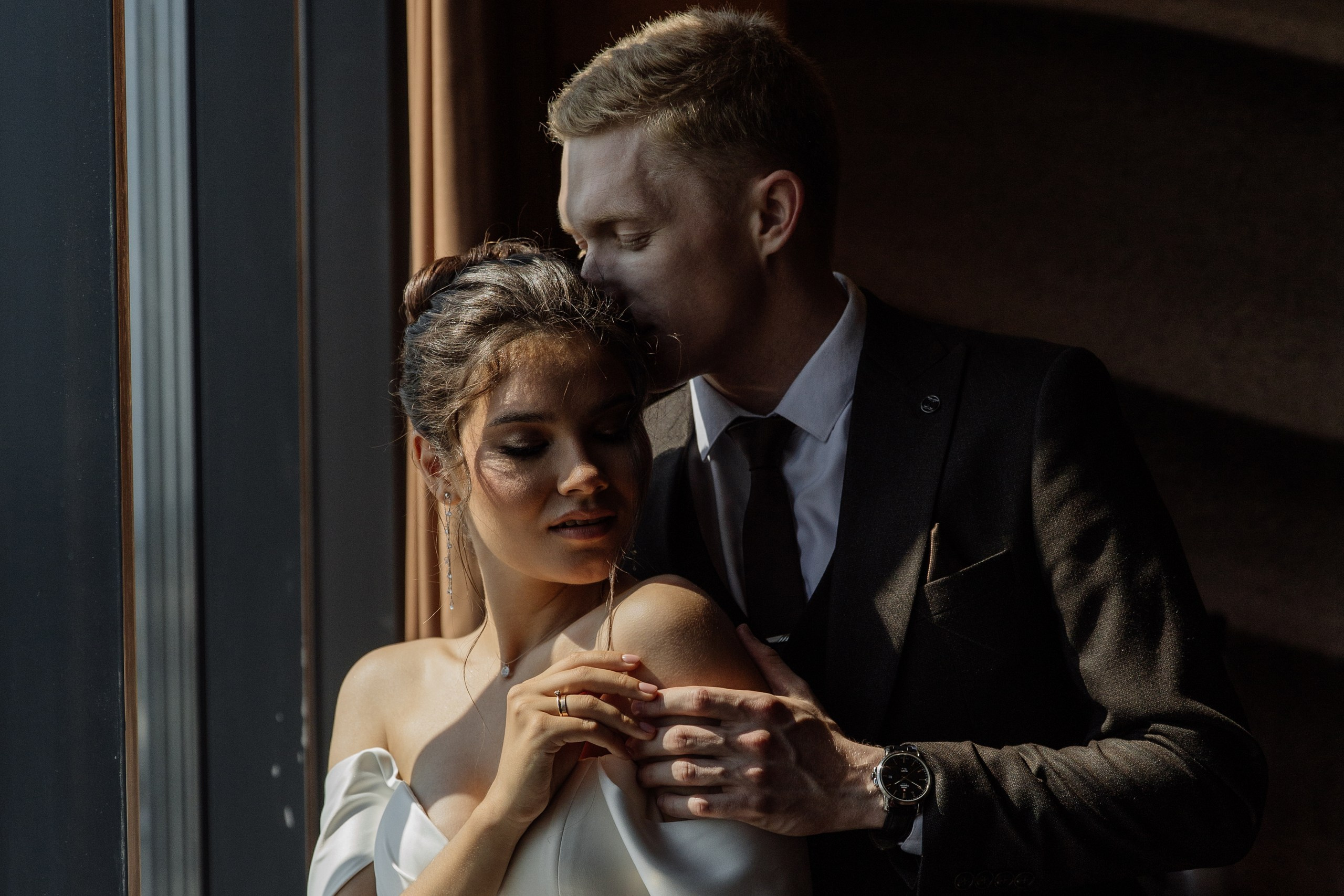 First of all, it's not the planes. Свадебный фотограф в Казани, РТ, РФ Миннуллин Динар