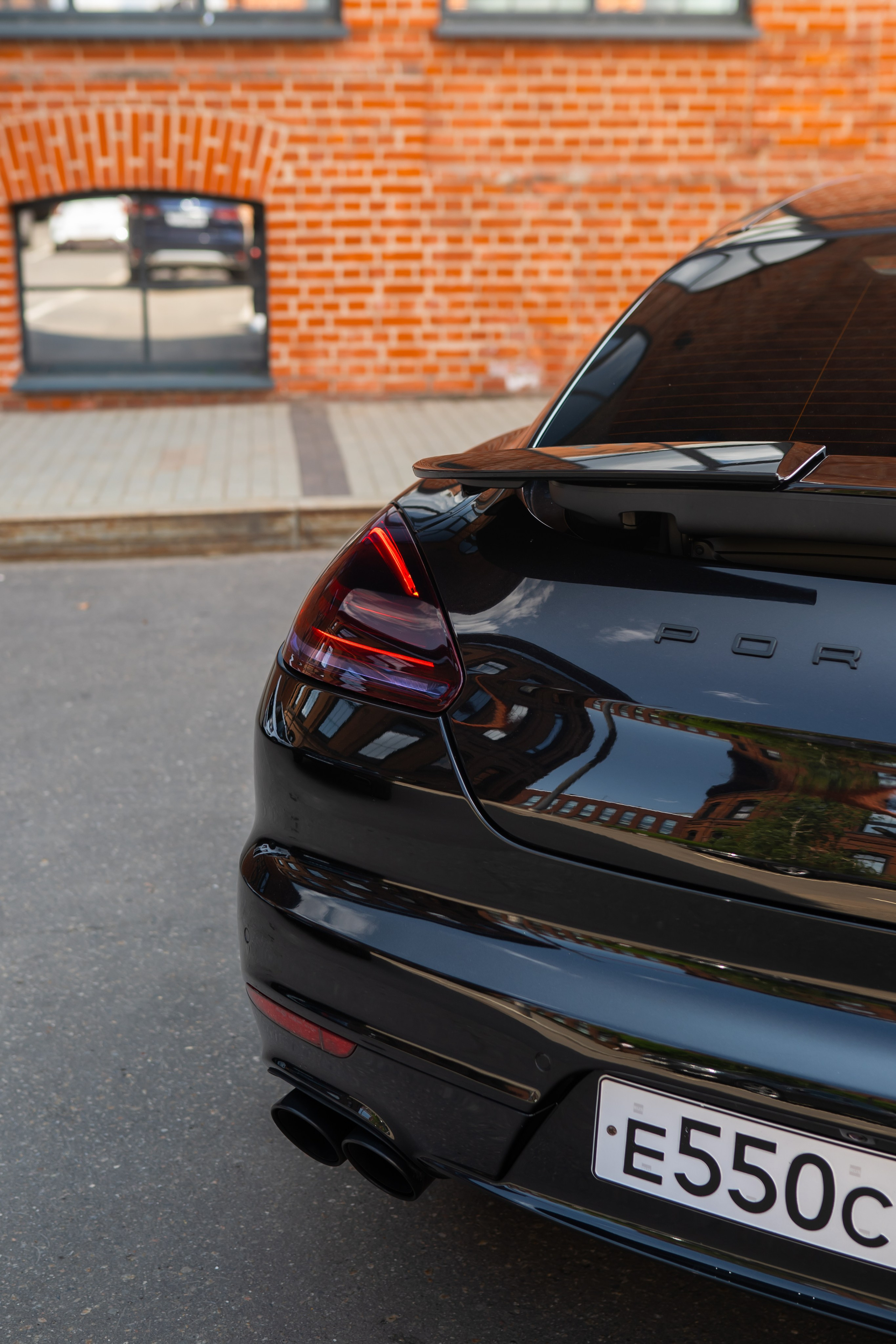 Porsche Panamera. Mirllaev