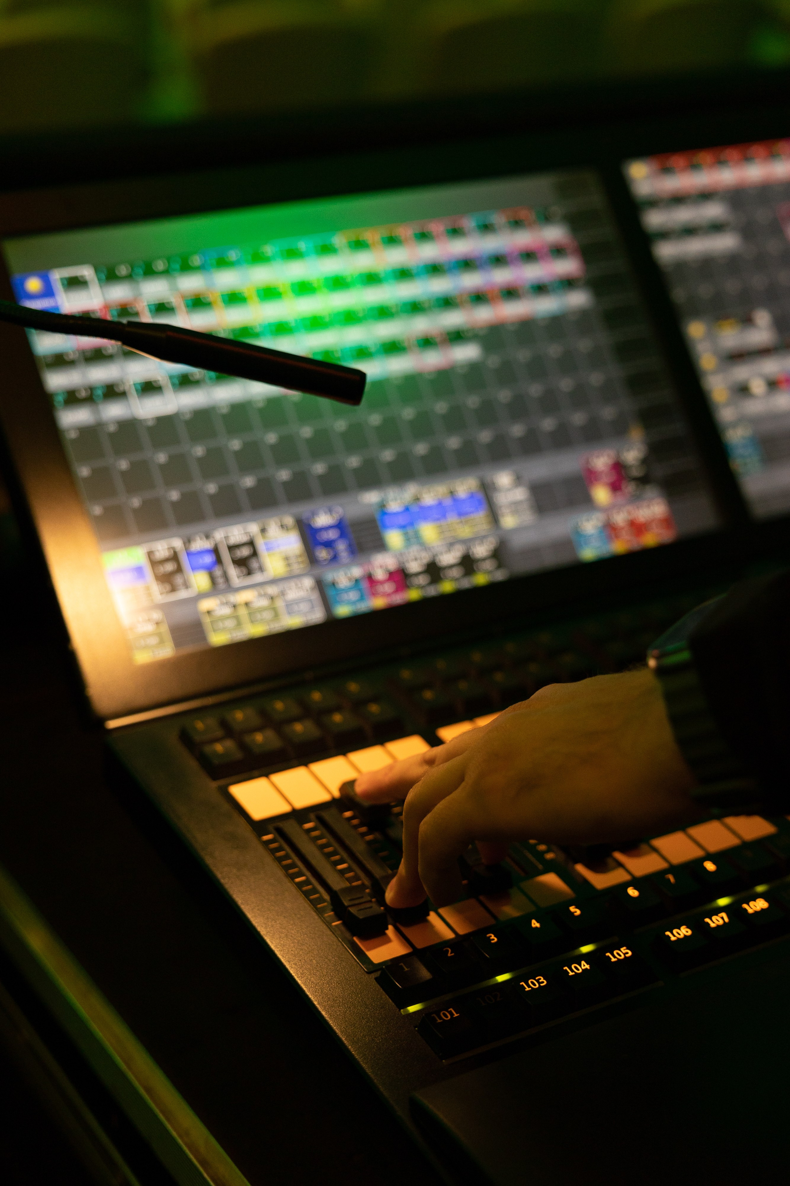 Точка Притяжения / Дубай. Фотограф Юлия Назарова