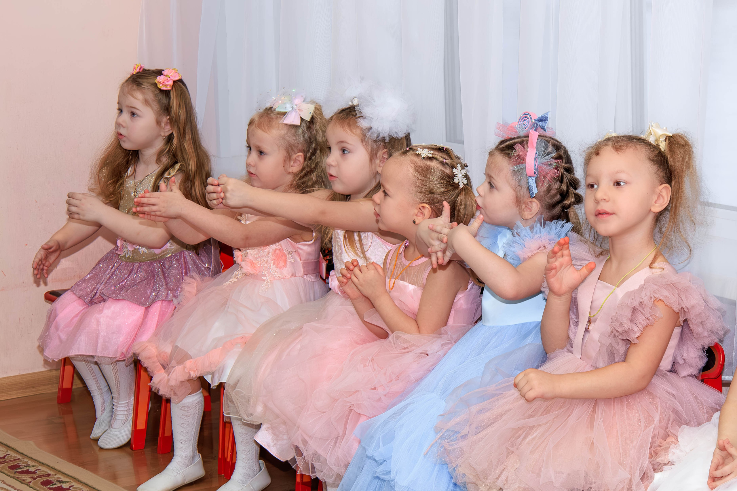 Альбом репортажные съёмки школьных и детсадовских мероприятий. Семейный и свадебный фотограф в Москве и Домодедово Анна Авилочкина