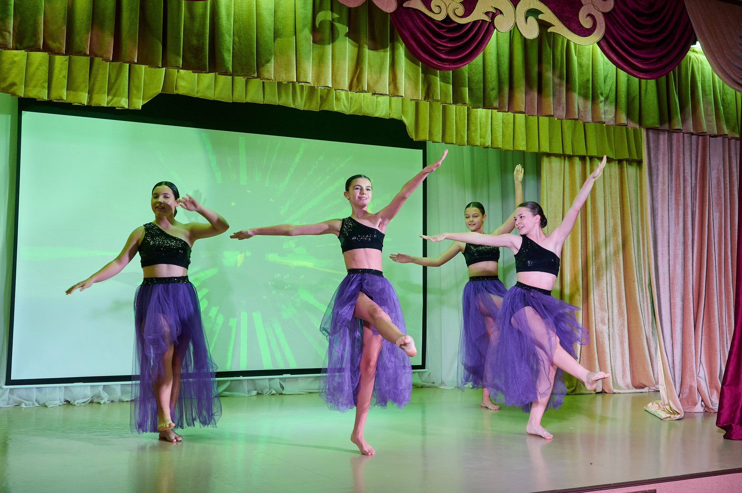 День матери Виноградный. Жизнь курорта Кабардинка в фотографиях