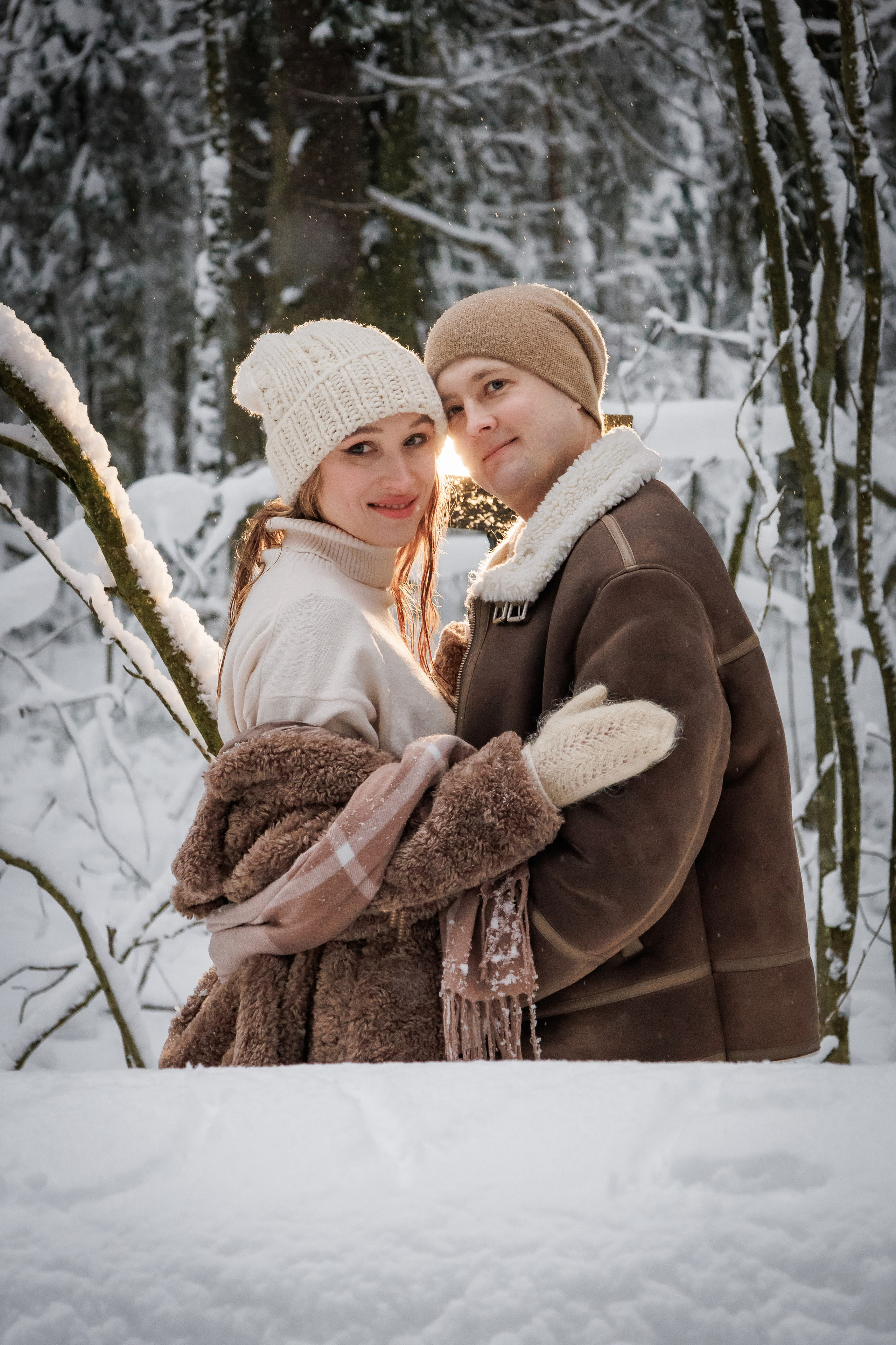 Александра и Александр. Зимняя фотоистория любви в парке. Портретный фотограф Панферова Регина г. Санкт-Петербург, г. Казань