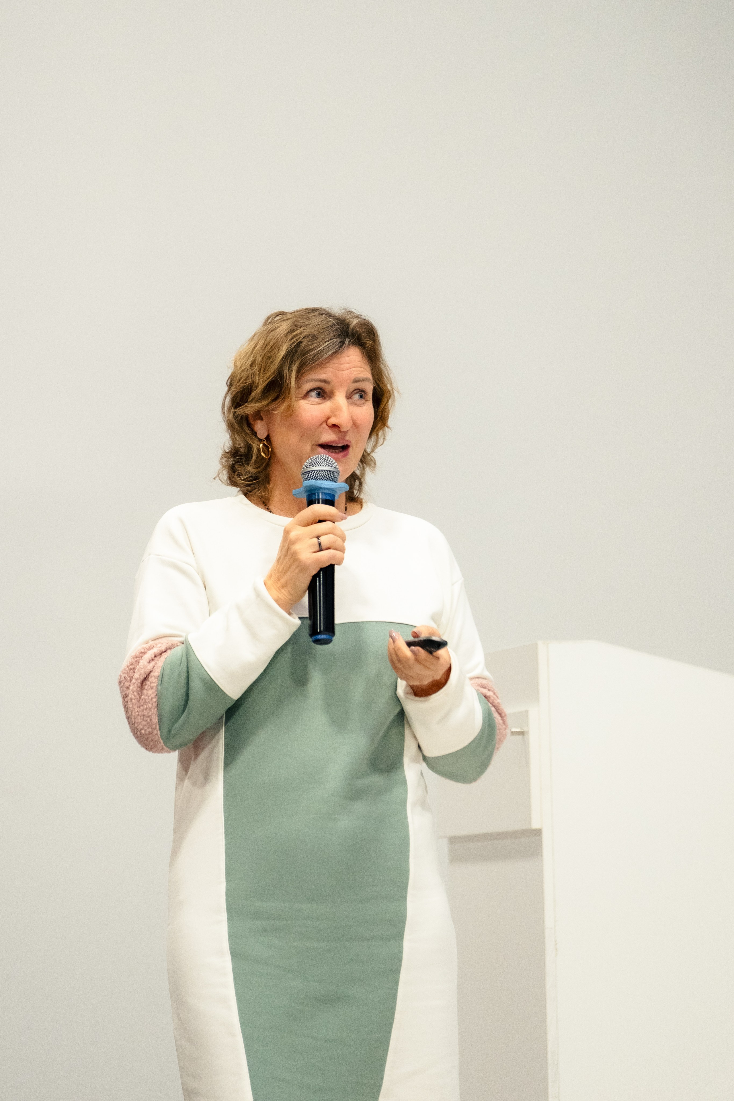 Форум АСЗИЮ. Репортажный фотограф в Сочи Екатерина Вежливцева