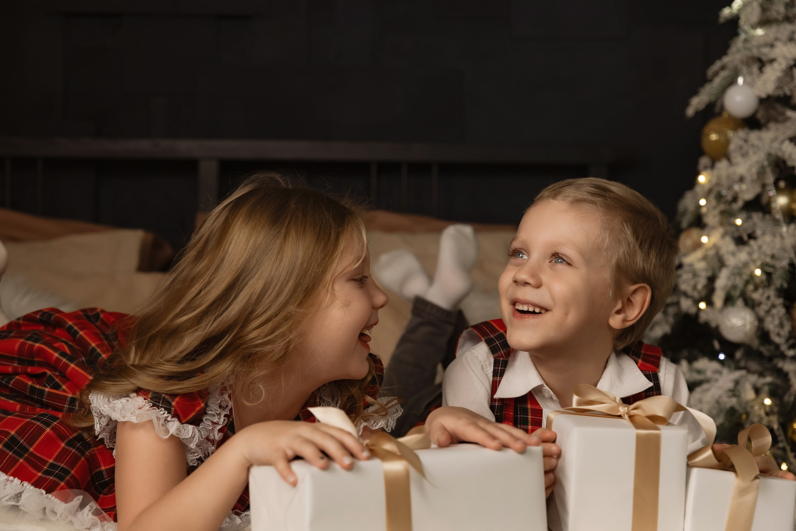 К нам стучится Новый год. Little_Princess.38