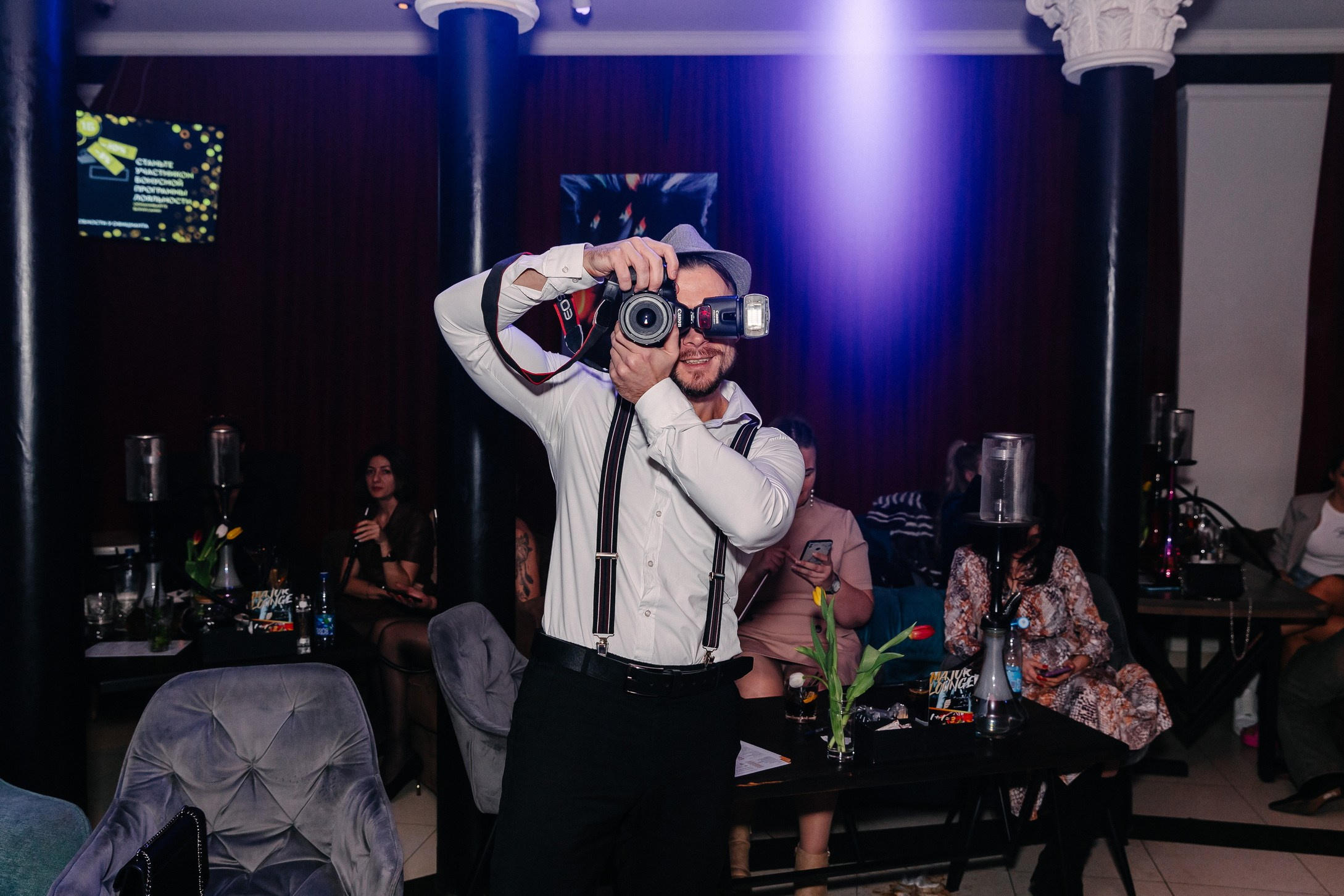 8 марта в лаунж-баре Major 2024. Свадебный, семейный и детский фотограф в Калининграде Елена Кравцова