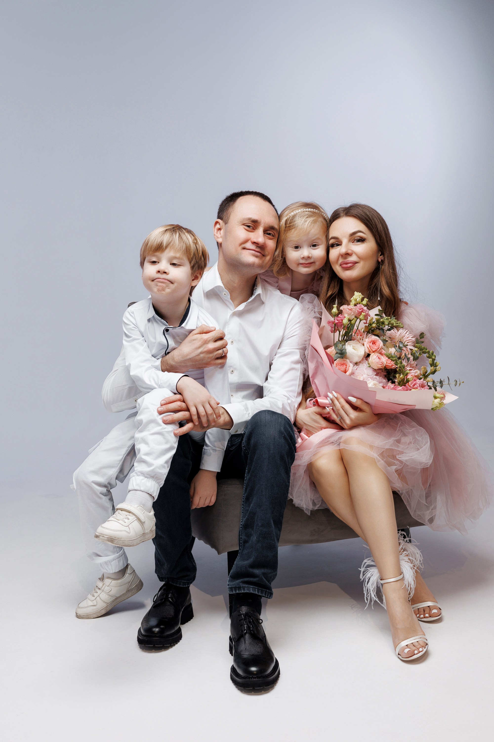 Съемка Дня Рождения Алисы в фотостудии CROSS-STUDIO зал IDEAL. Свадебный и семейный фотограф в Москве и МО Елена Агапова