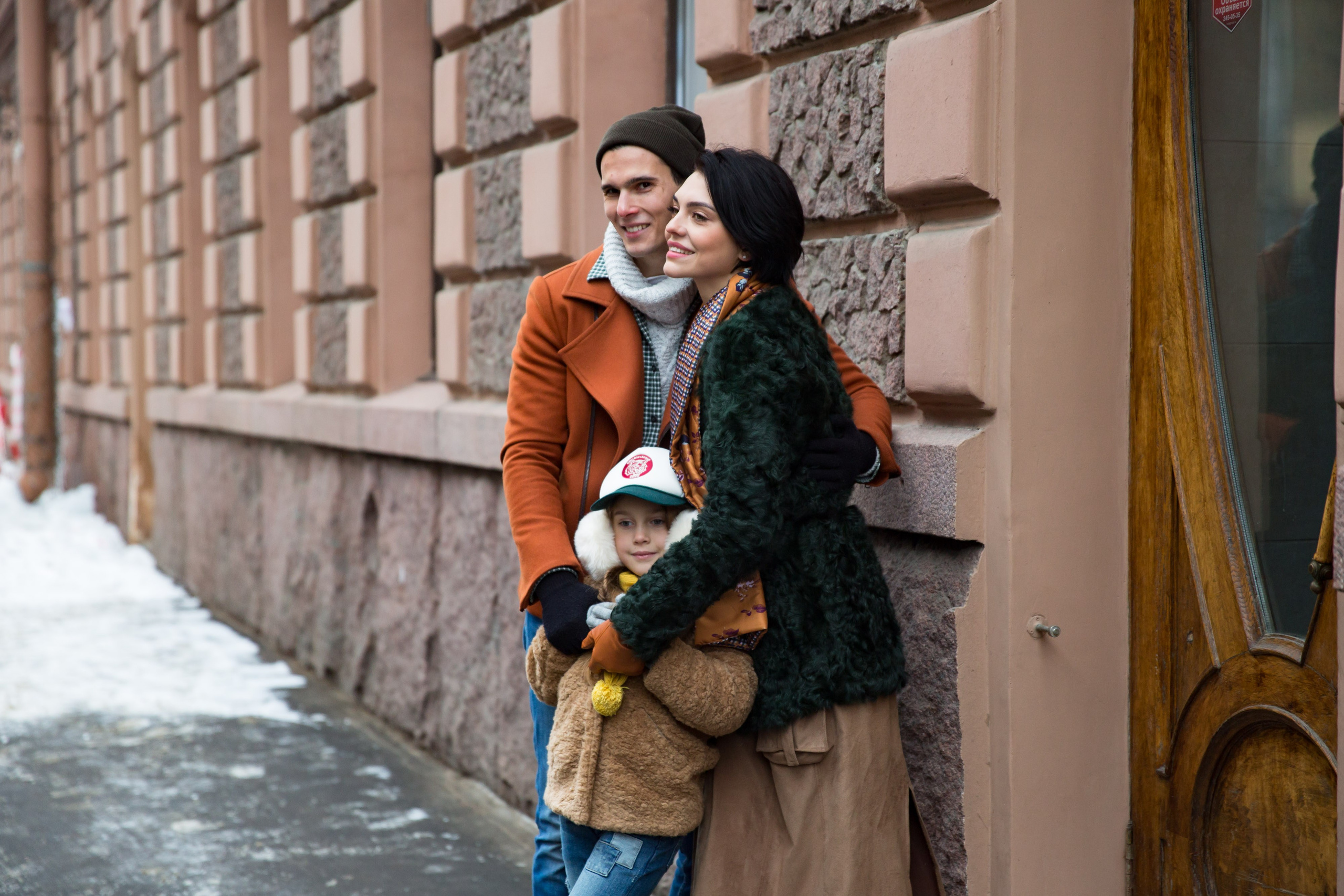 Фотосъемка семьи в городских пейзажах. Свадебный и портретный фотограф в Санкт-Петербурге Надежда Чечулина