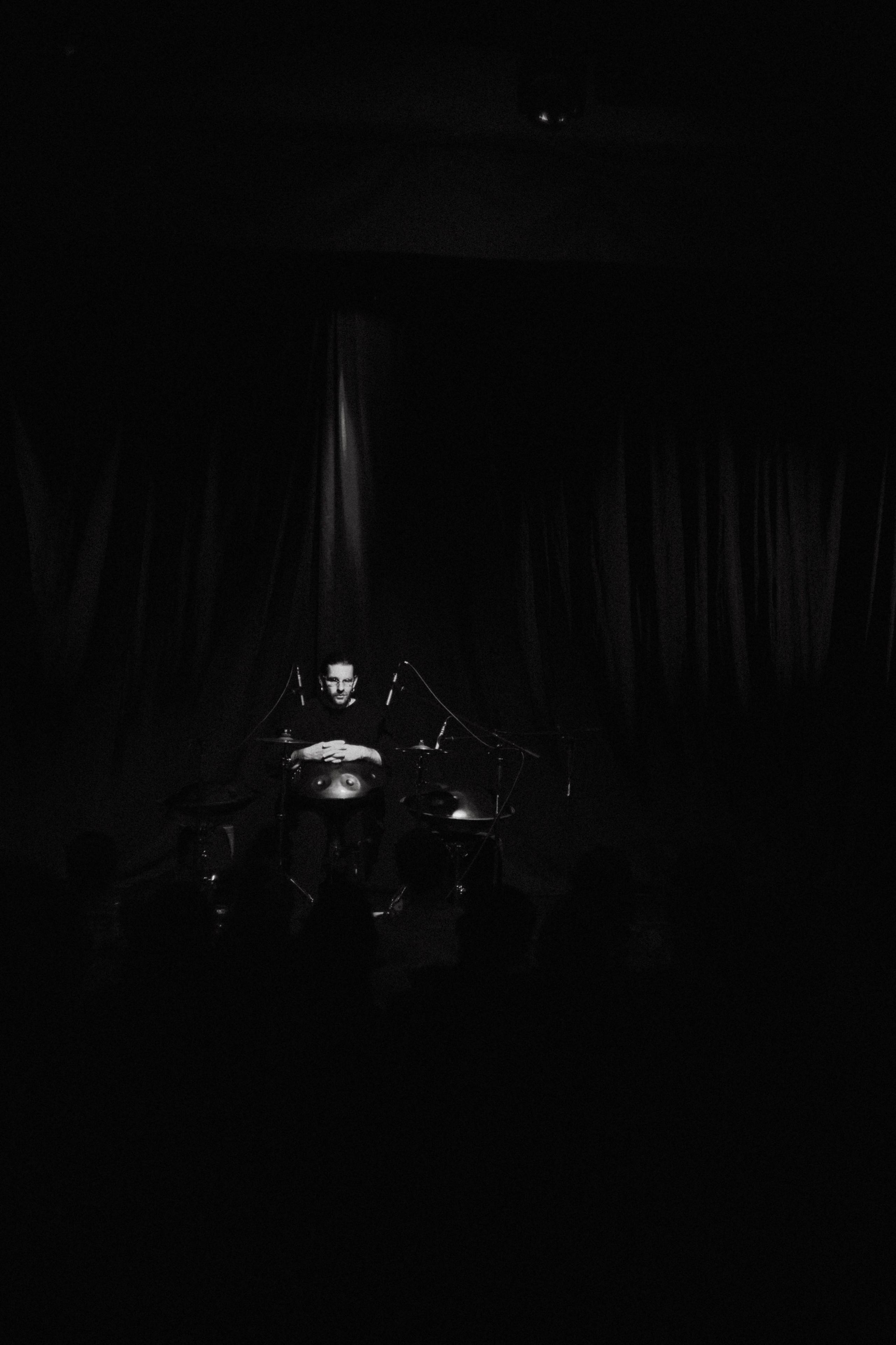 Кирилл Ошеров МАЯКОВКА, 10. Фотограф в Нижнем Новгороде