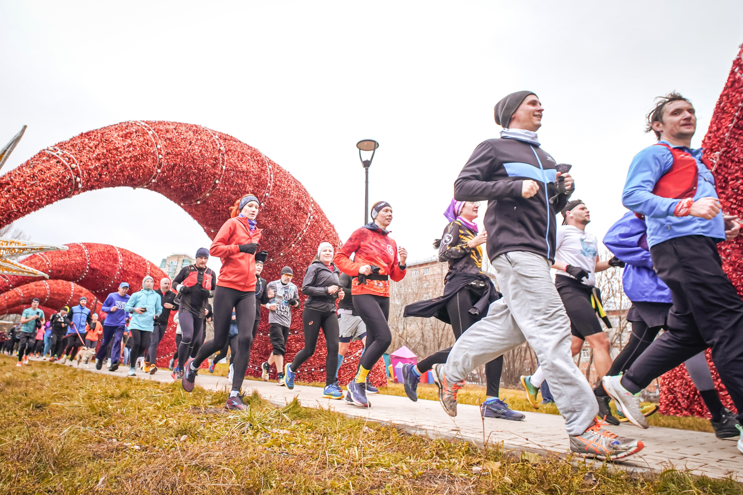 #марафонудома #яuzarun 2024 2-я петля, группа 6:30. Роман Капилюшов. Бег. Фото. Видео. г. Люберцы