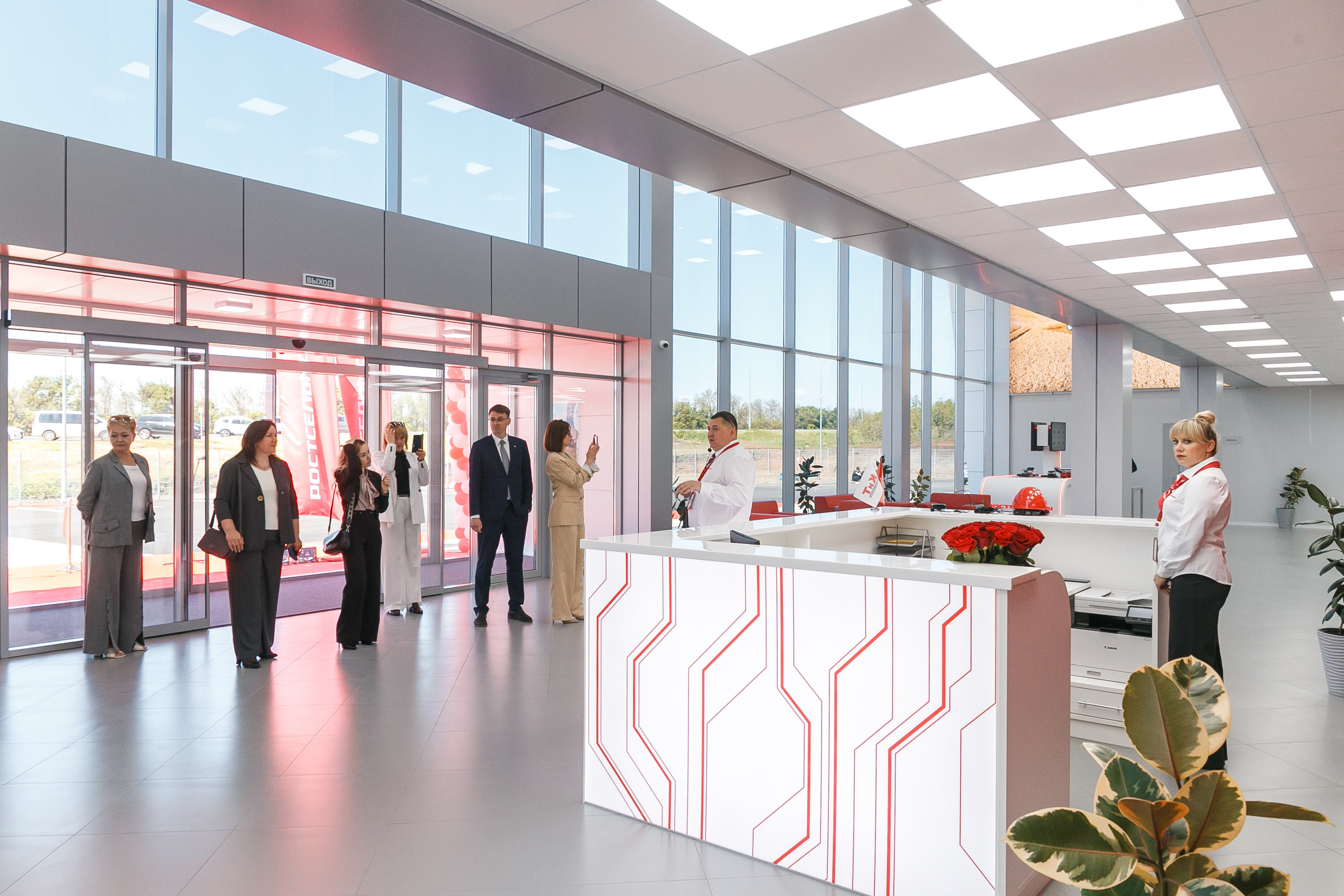 Открытие дилерского центра Ростсельмаш. Событийный фотограф Максим Бескоровайновнов