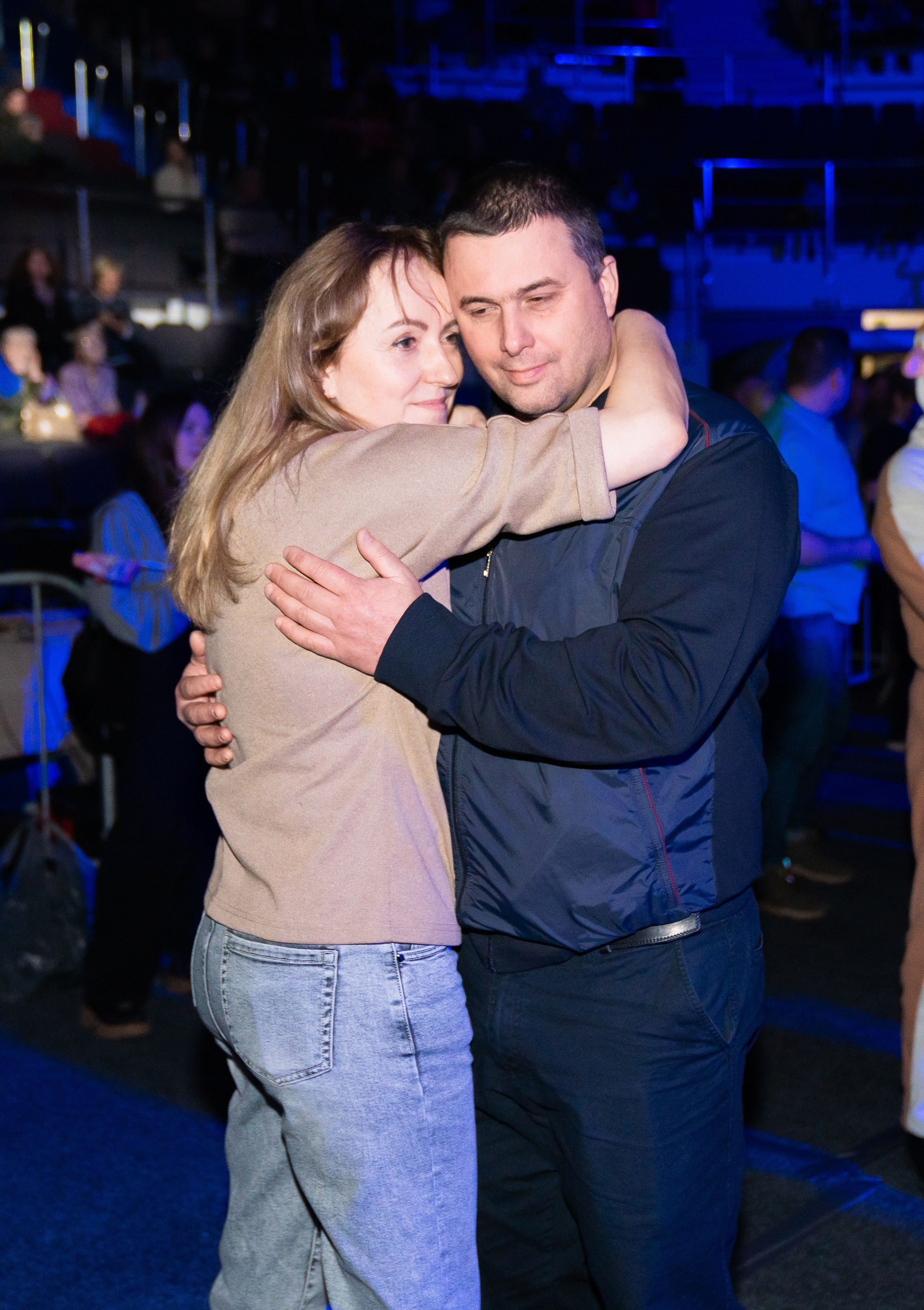 КСК Арена-Концерт Светланы Разиной (Мираж), день рождение компании Ленремонт. Репортажный, street и urban фотограф в Санкт-Петербурге Мальцев Евгений