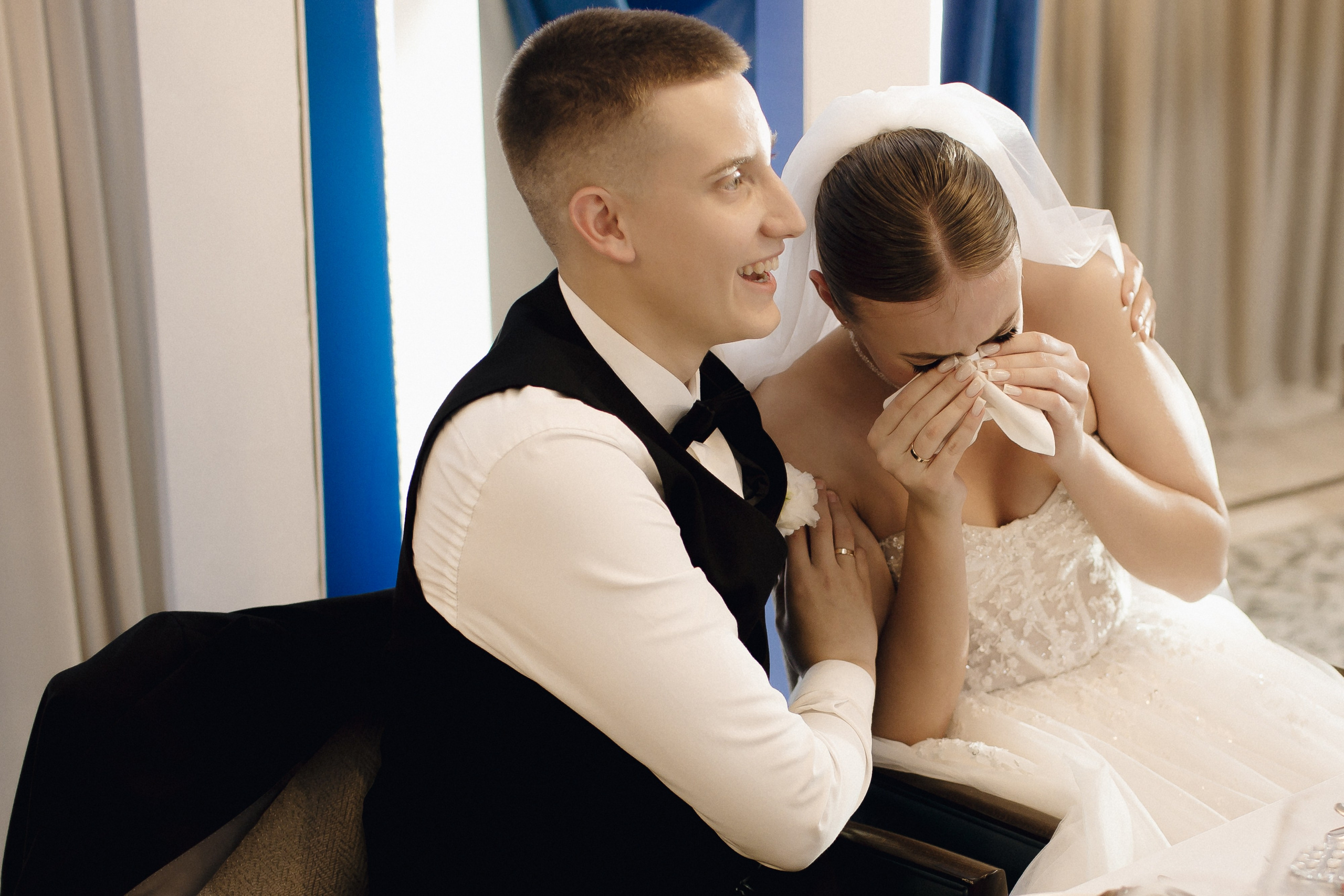 АРИНА И ЛЕША. ЧЕЛСИТИ. Свадебный и индивидуальный фотограф в Челябинске Евгения Негодяева