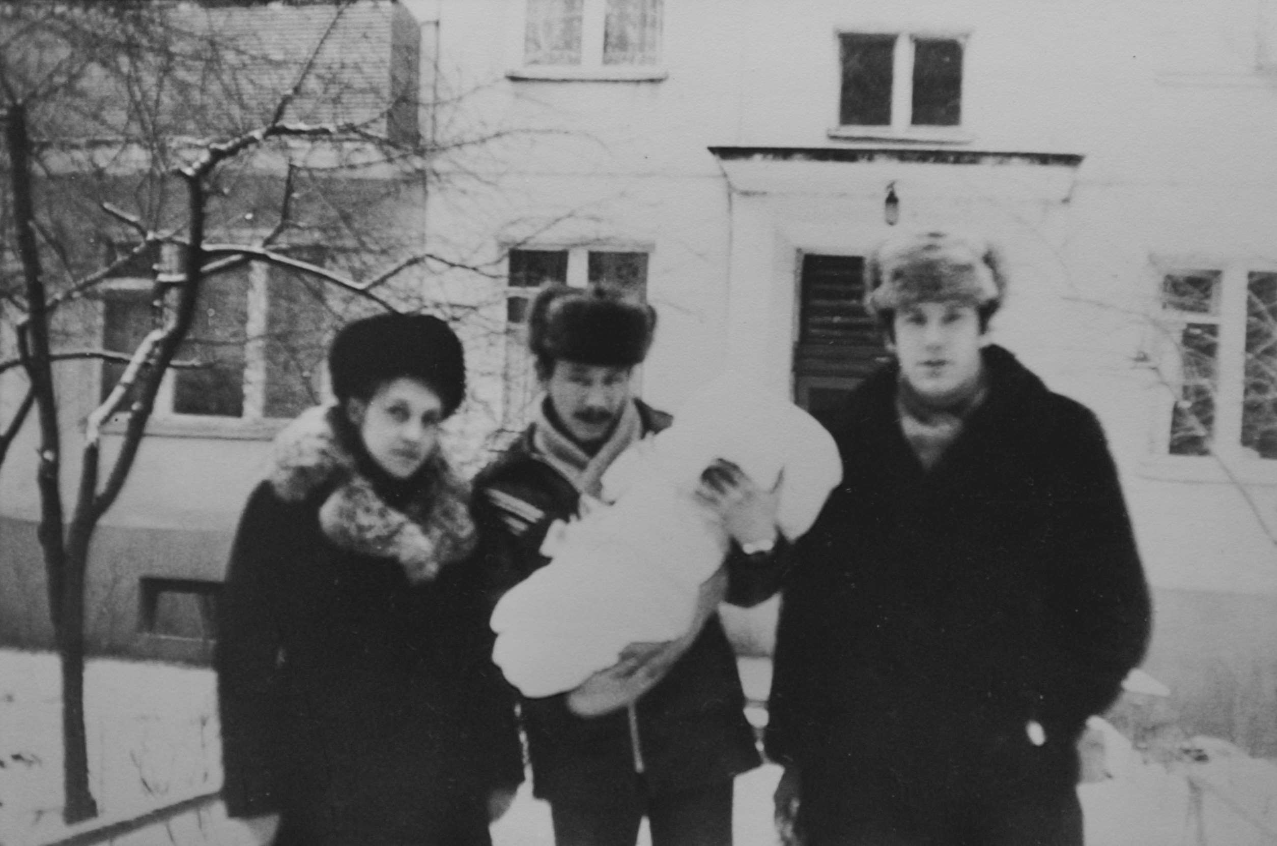 Личные фото. Школьные выпускные альбомы в Москве Марина Николаева