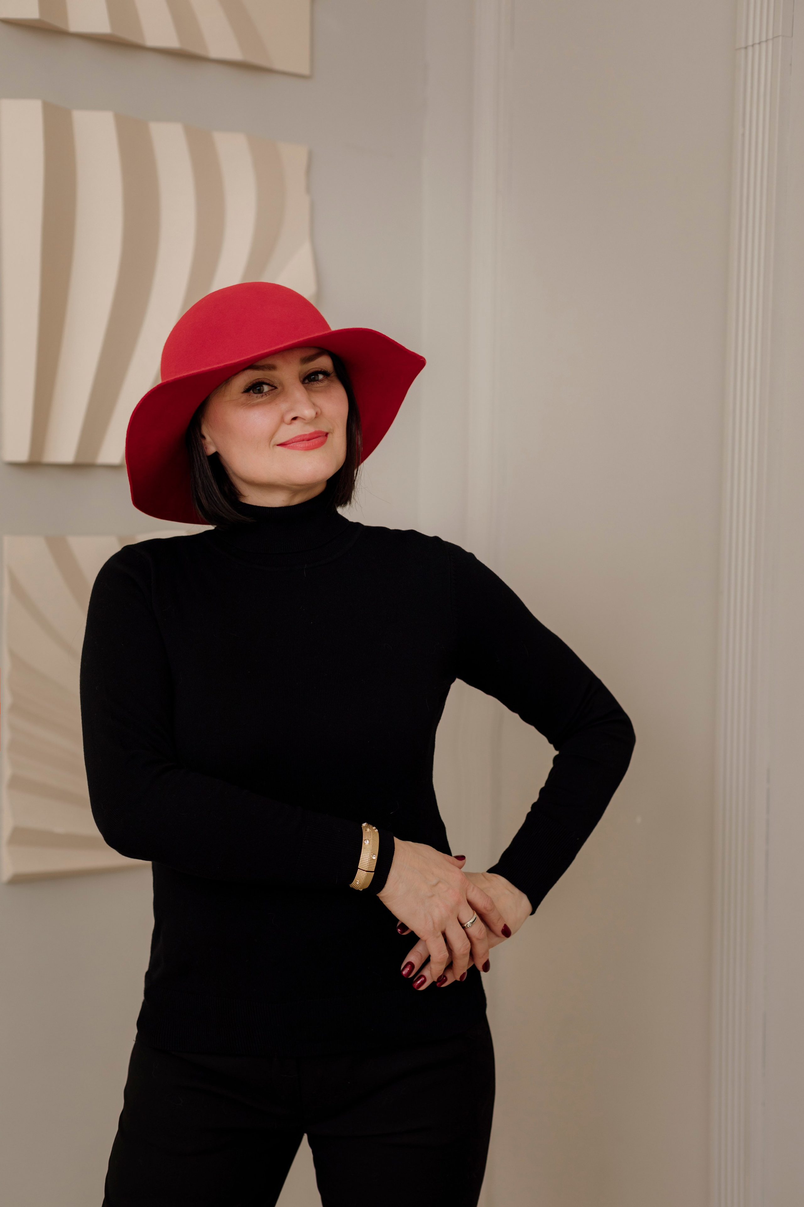 Контент для соц сетей и сайта стилист. Деловая и Бизнес съемка в  Москве Инесса Грушко