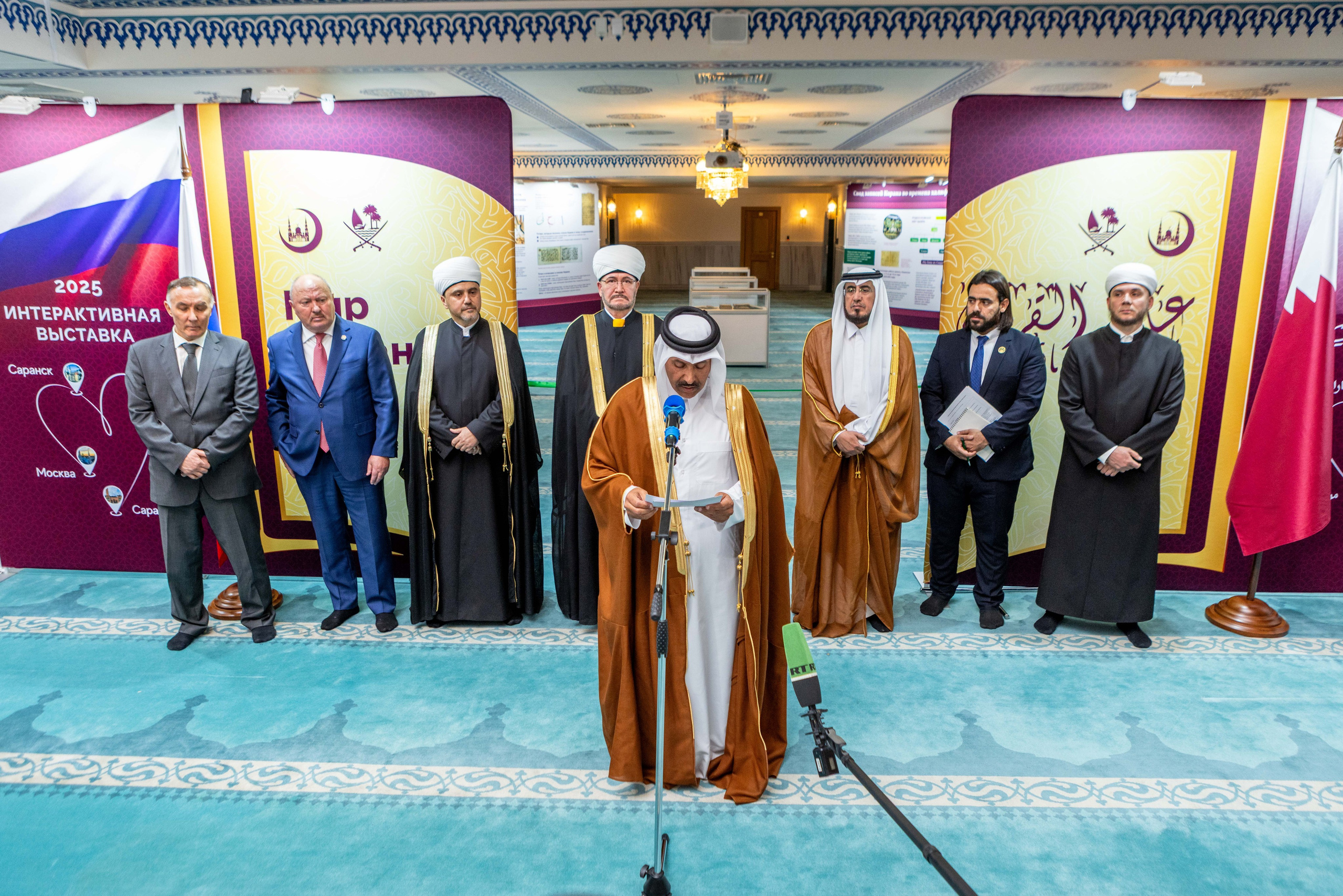 Открытие выставки Мир Корана. Рекламный, предметный, репортажный, семейный фотограф и художник в Москве