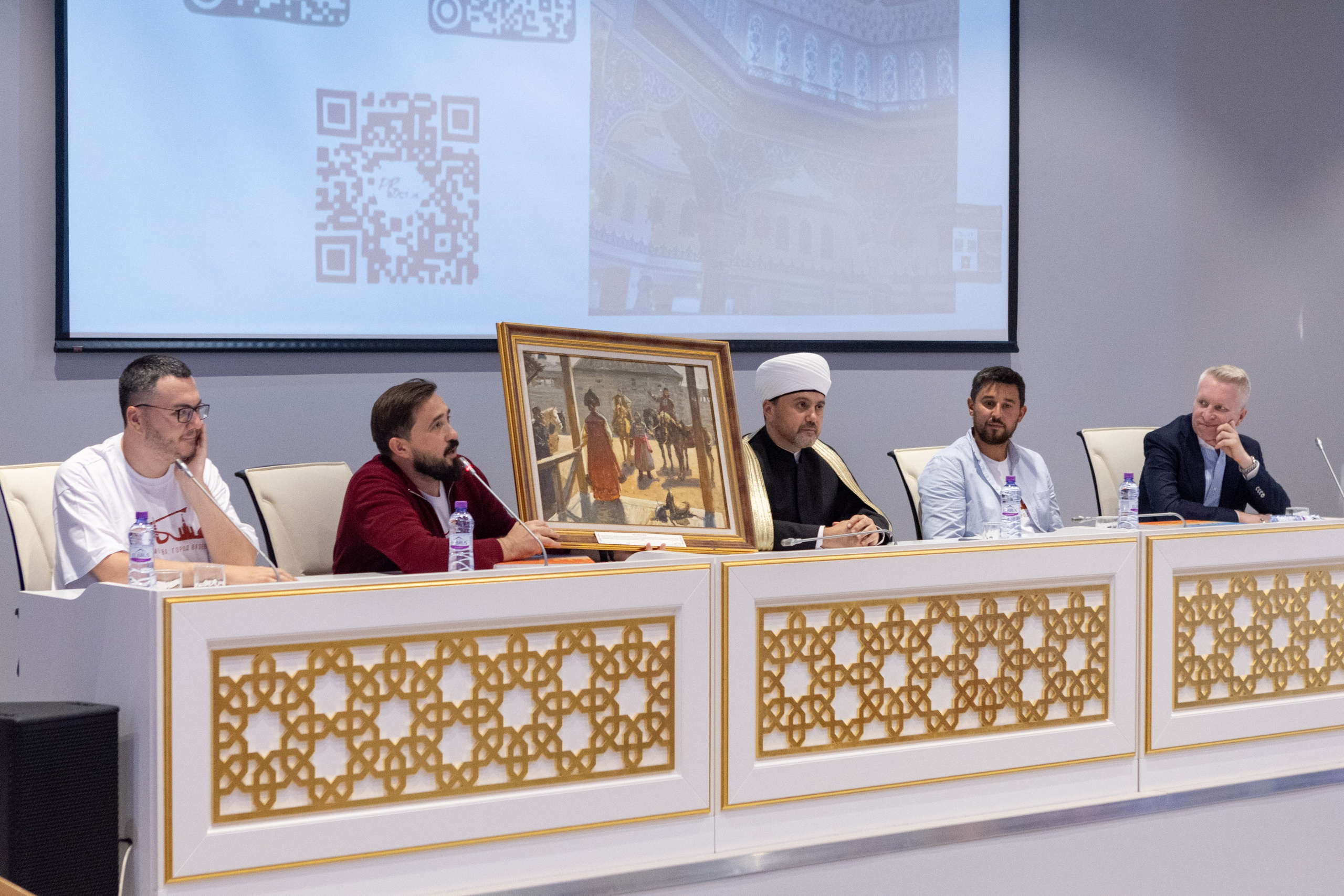 Репортаж с презентации книги — «Москва: город вязевый». Рекламный, предметный, репортажный, семейный фотограф и художник в Москве