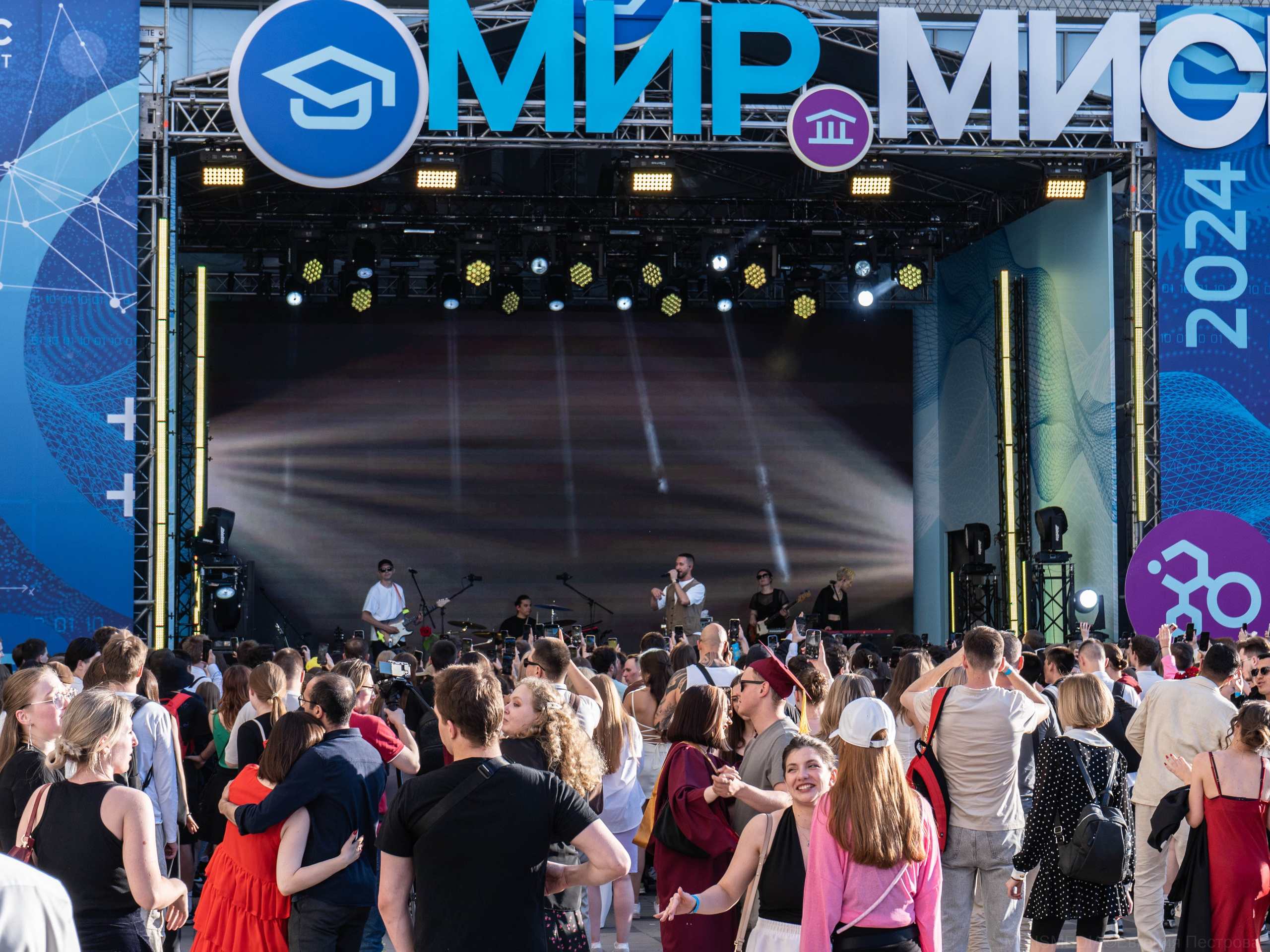 «МИР МИСИС — ЭТО МЫ!». Фотограф, оператор-монтажер, продюсер медиа проектов в Москве