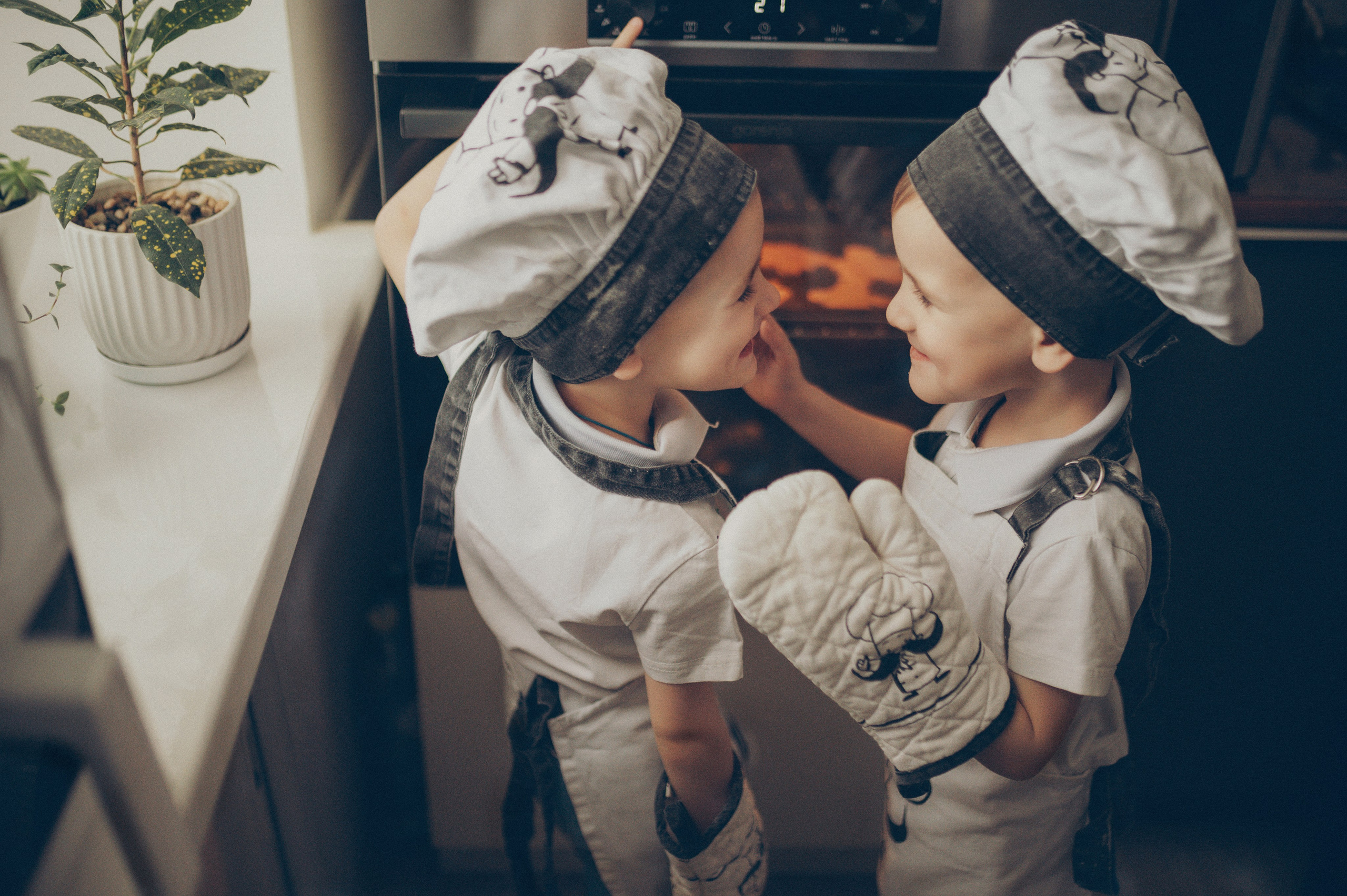 Поворята Миша и Тимофей (домашняя). Фотограф, г. Лесной Свердловской области