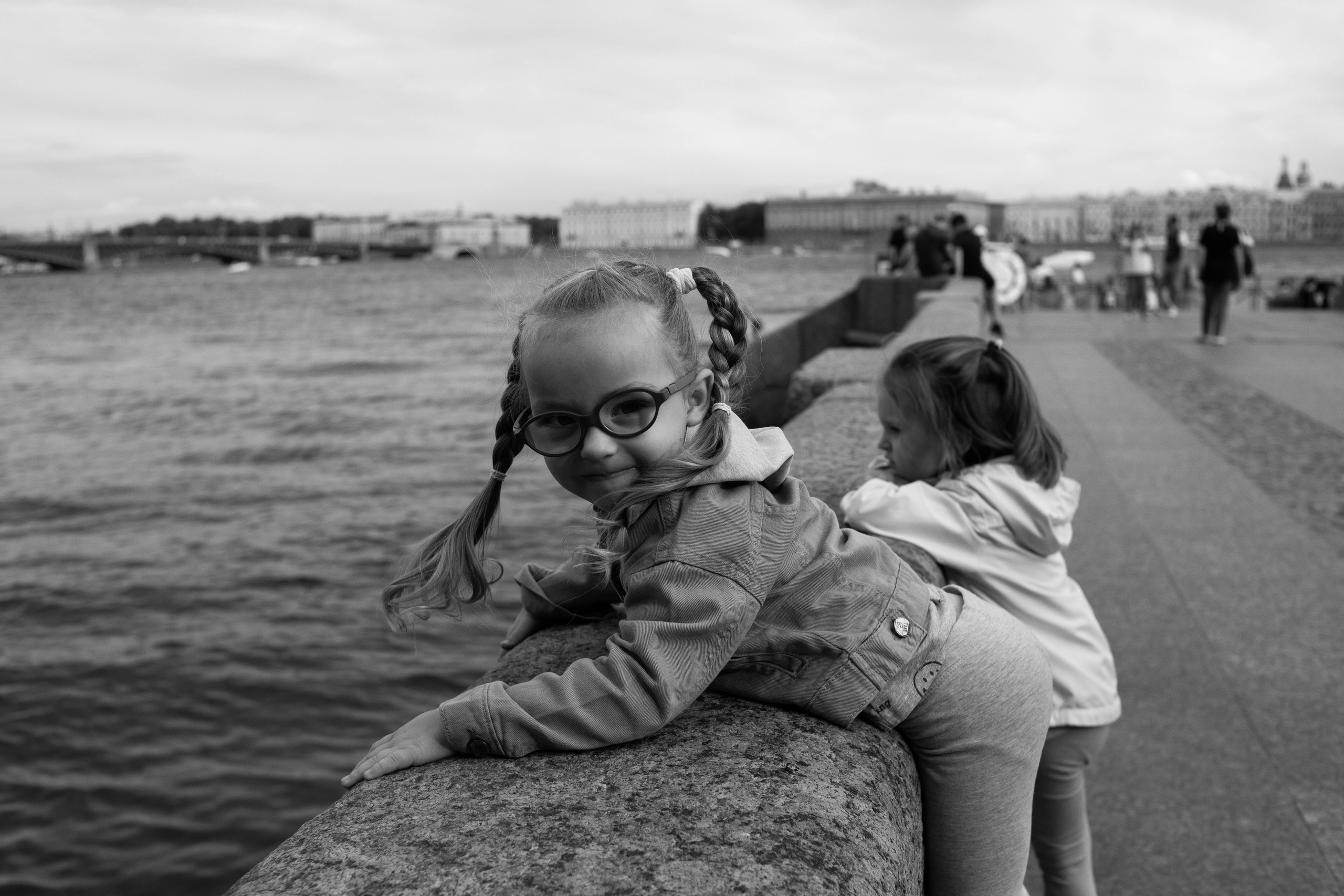 Алиса и Кристина. Детский и семейный фотограф в Челябинске Логинова Валерия