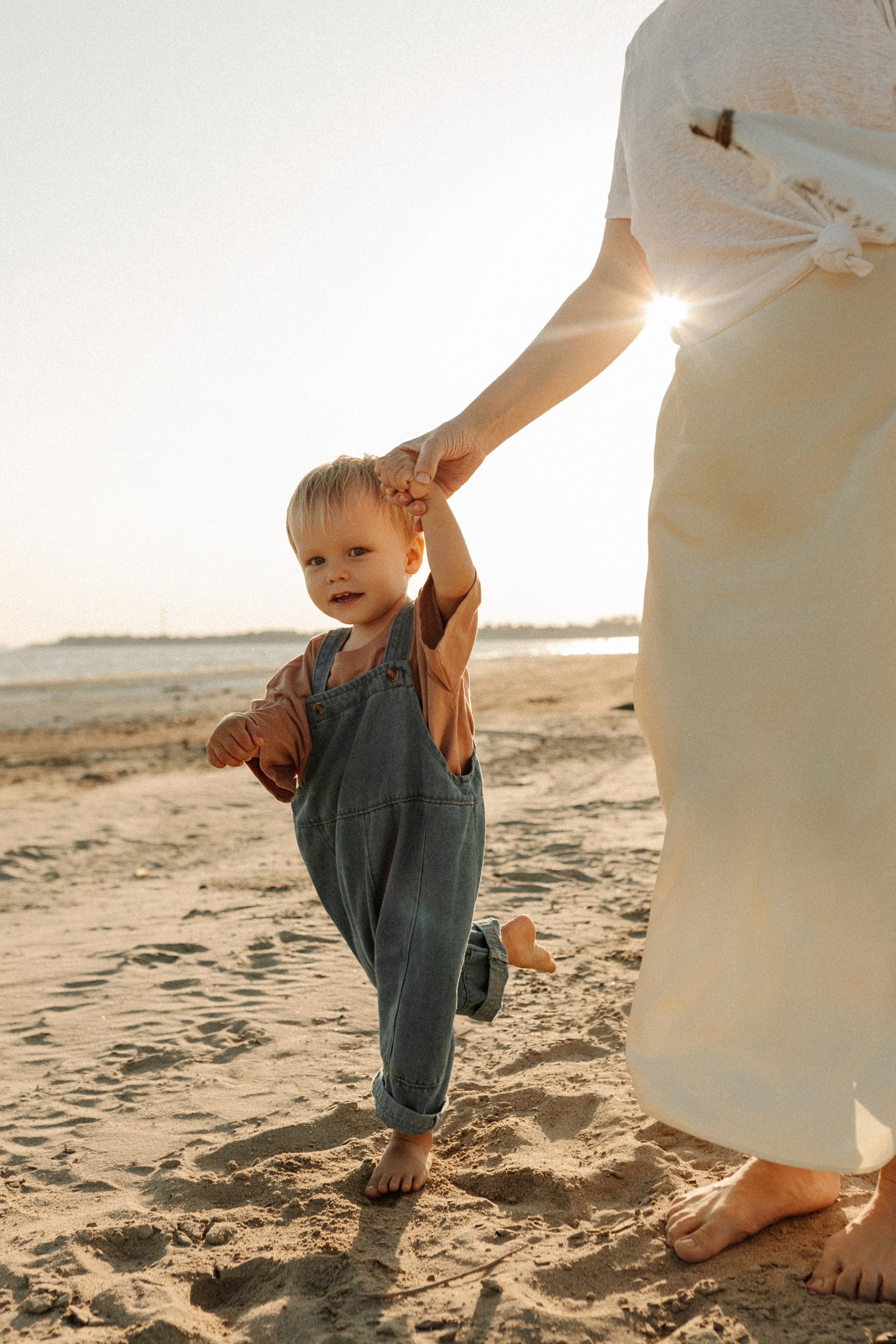 Трое у реки, не считая фотографа. Семейный фотограф в Краснодаре Яна Морева