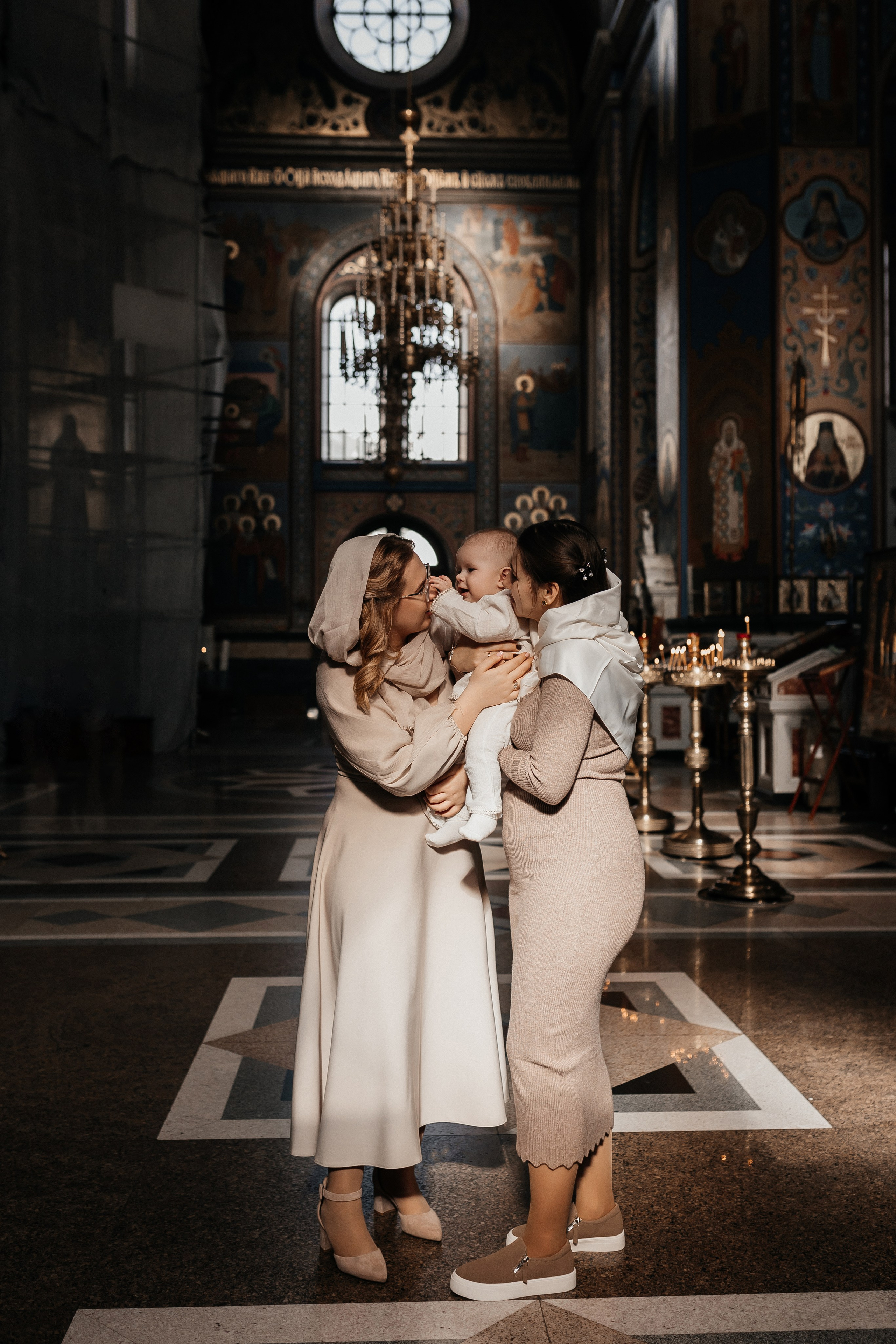 Ваш фотограф на Таинство Крещения и Венчания Морева Яна Краснодар. Семейный фотограф в Краснодаре Яна Морева