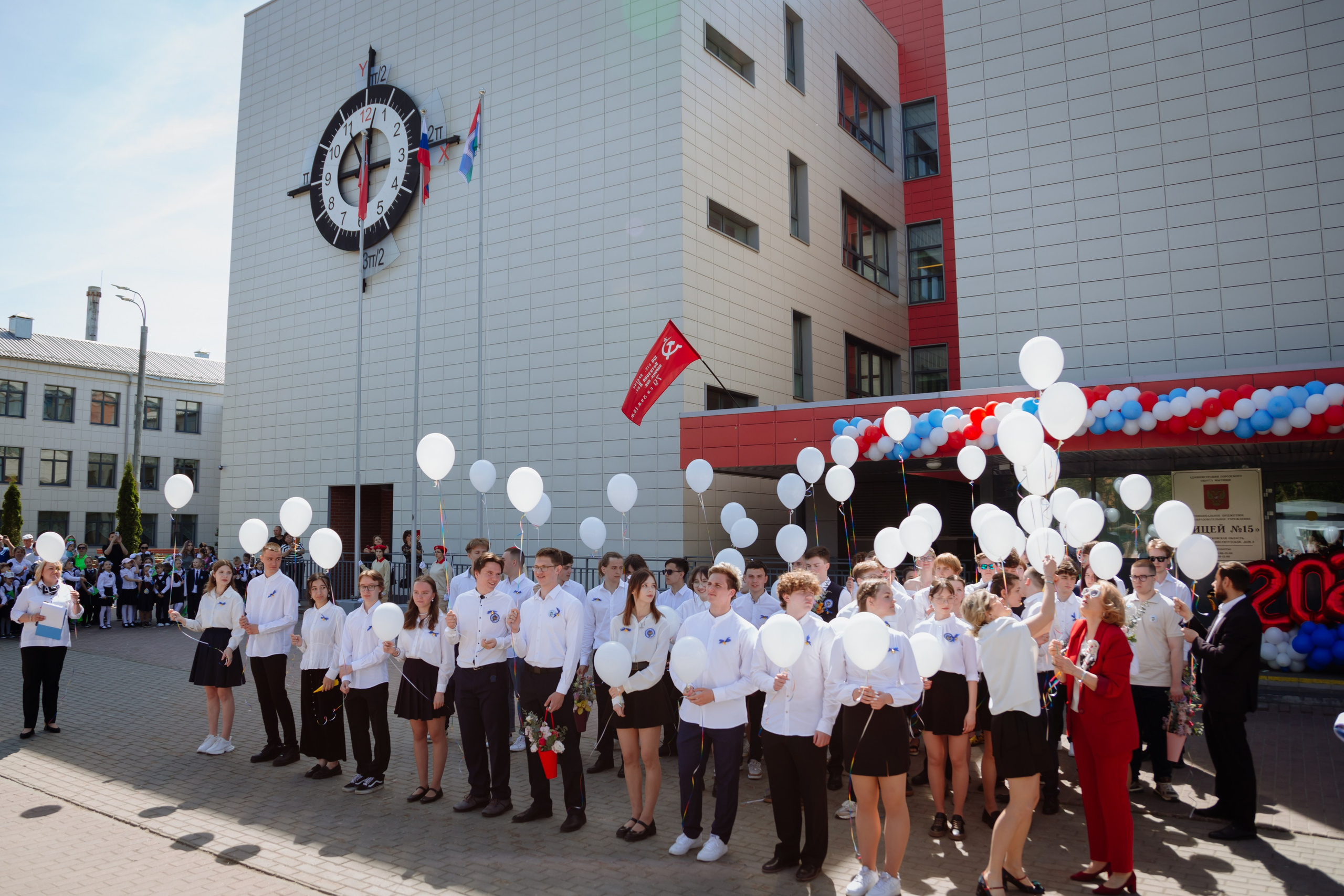 Последний звонок 2024 (2 часа фотосъемки). Профессиональный фотограф Надежда Антонова