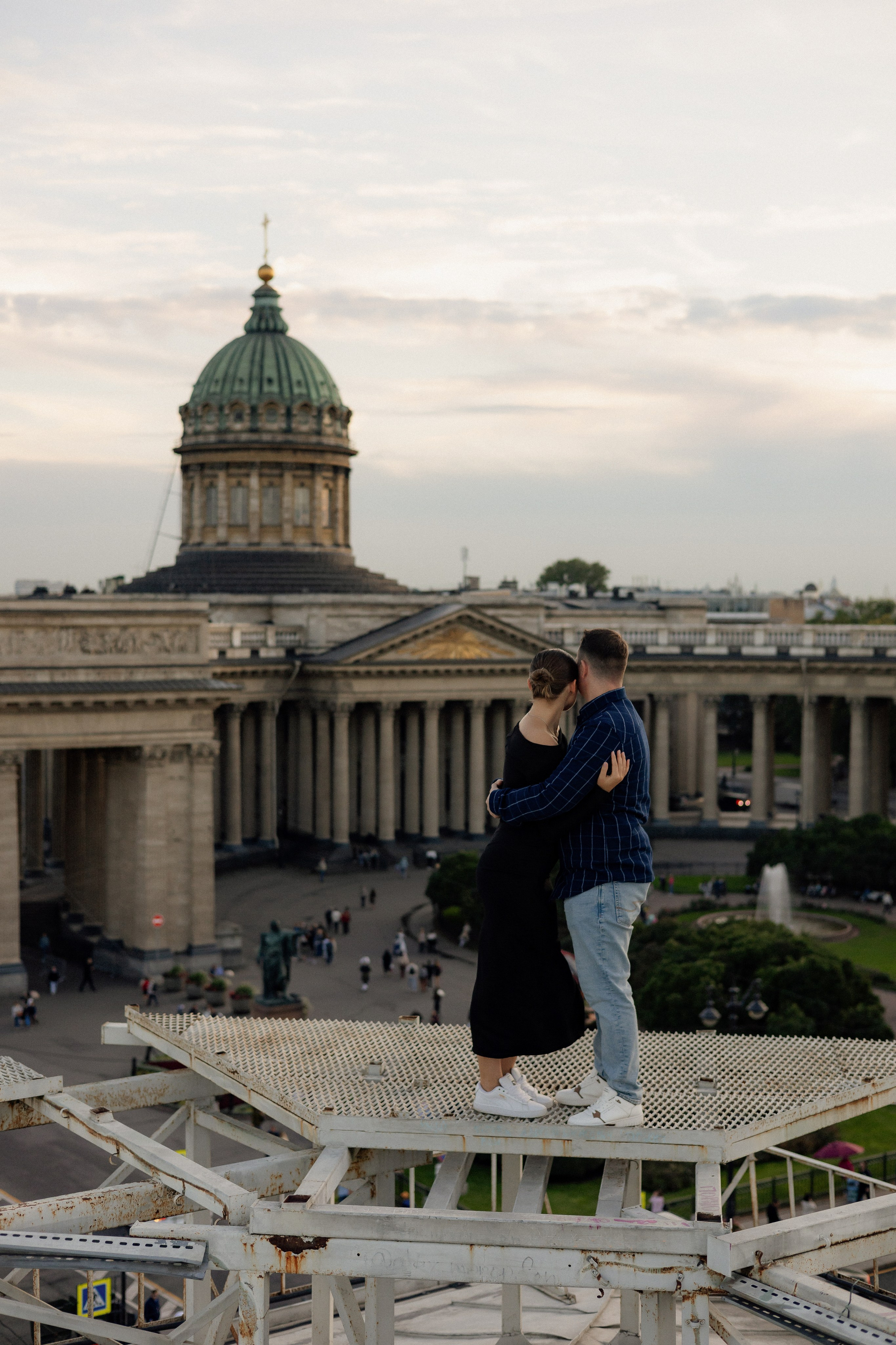 Романтика питерских крыш. Свадебный фотограф в Санкт-Петербурге Ксения Кобышева