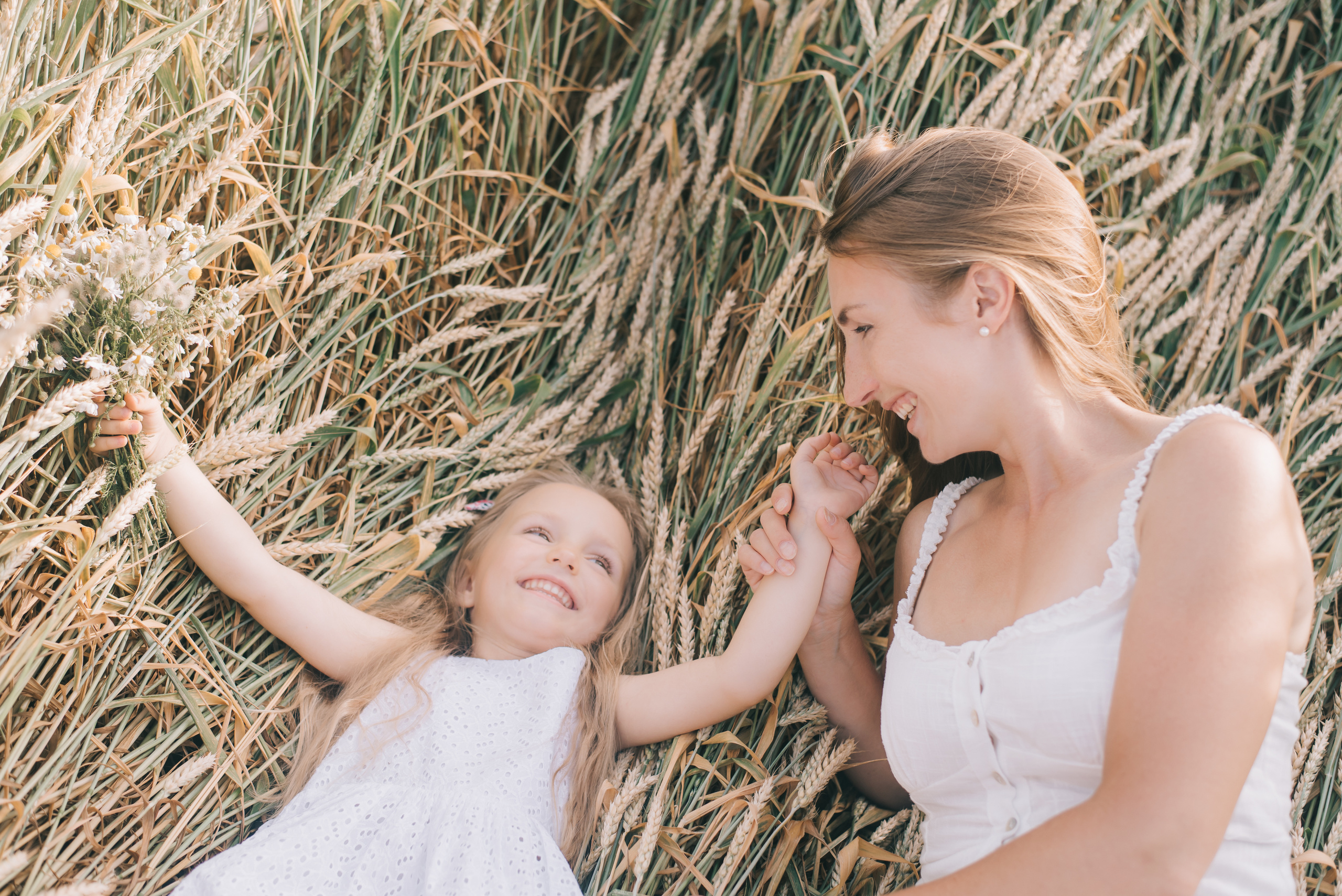Ромашковая история Марии и Алисы. Фотограф в Краснодаре Зеленкина Дарья