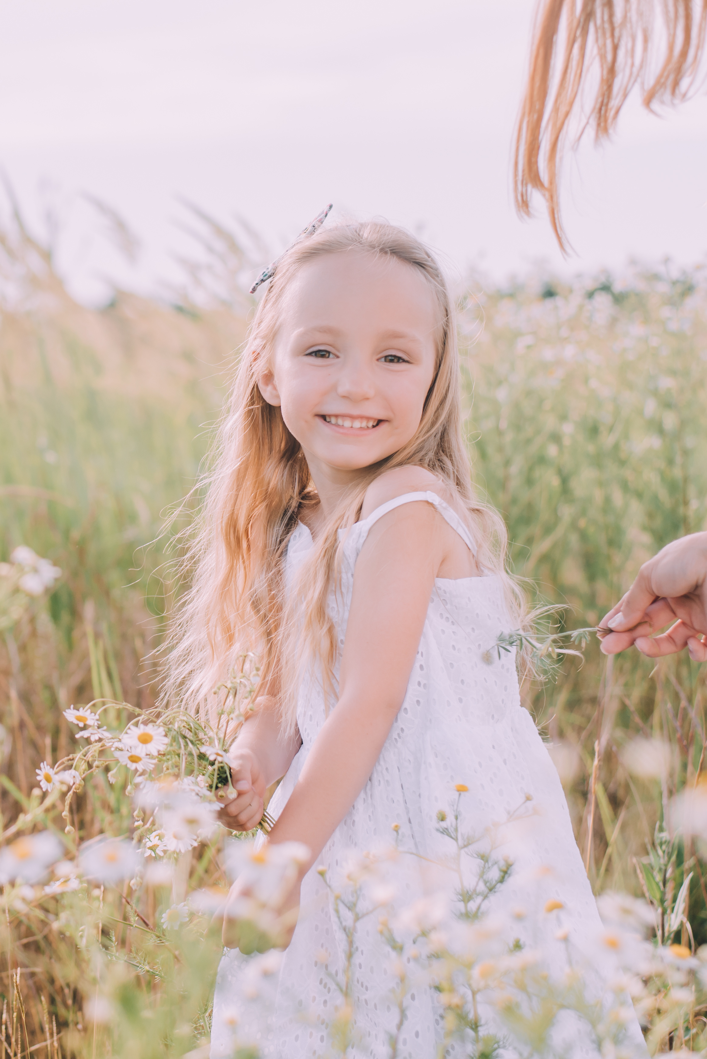 Ромашковая история Марии и Алисы. Фотограф в Краснодаре Зеленкина Дарья