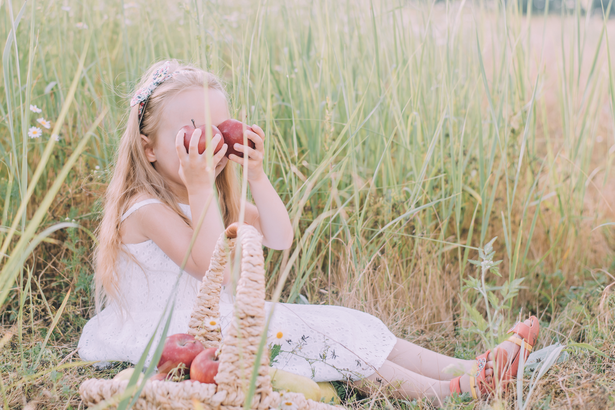 Ромашковая история Марии и Алисы. Фотограф в Краснодаре Зеленкина Дарья