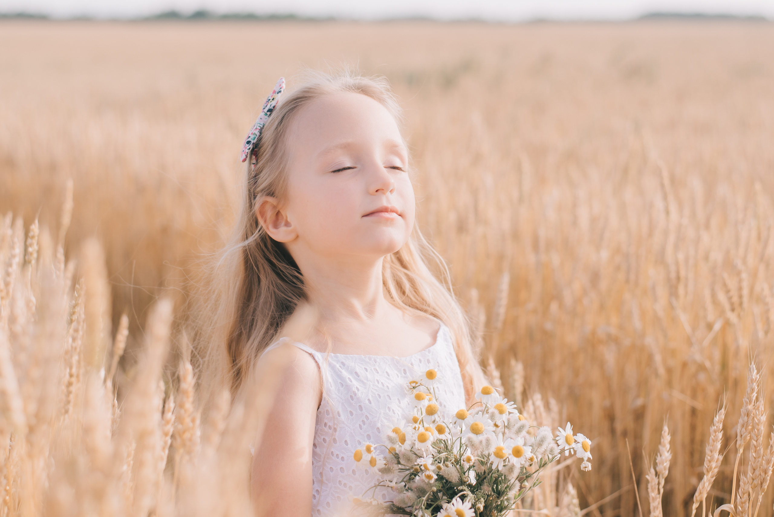 Ромашковая история Марии и Алисы. Фотограф в Краснодаре Зеленкина Дарья