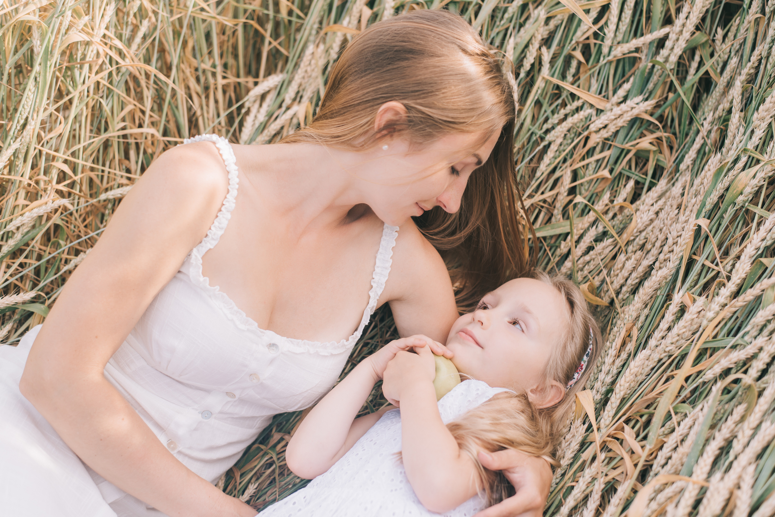 Ромашковая история Марии и Алисы. Фотограф в Краснодаре Зеленкина Дарья