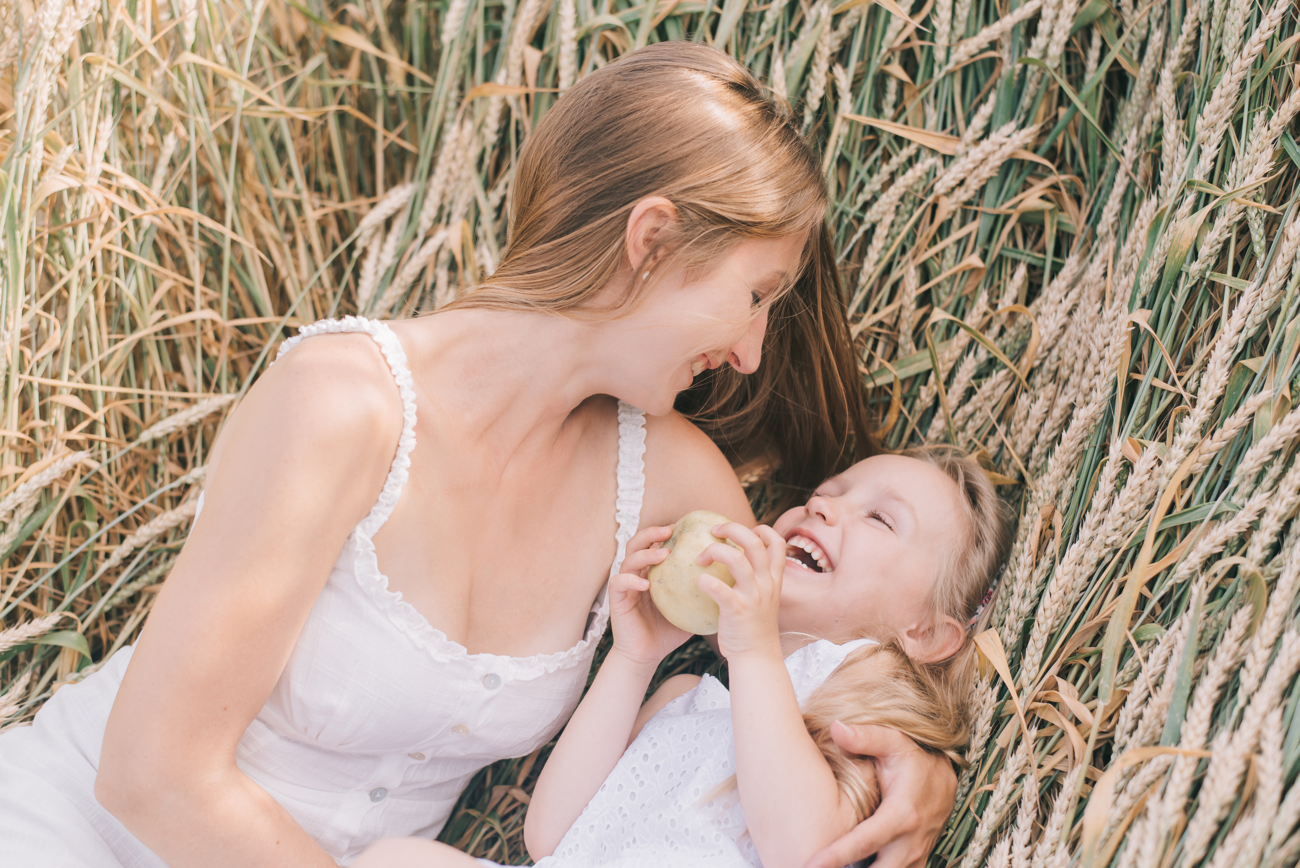 Ромашковая история Марии и Алисы. Фотограф в Краснодаре Зеленкина Дарья