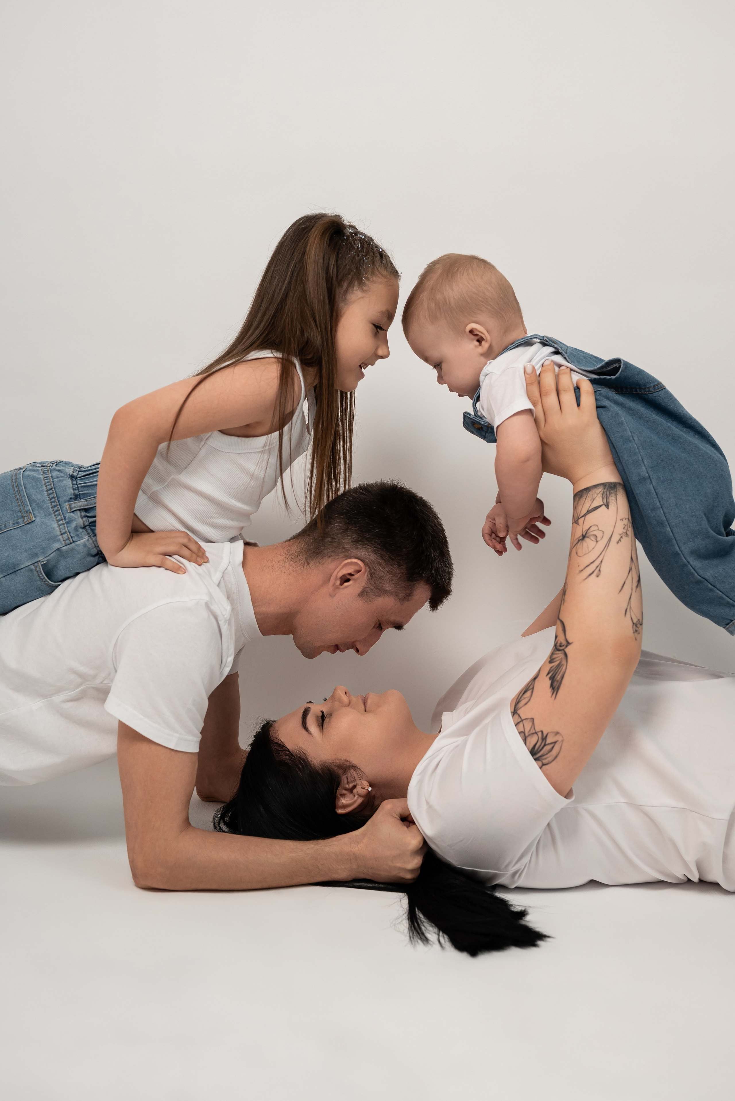 Николай, Юлия, Валерия и Мирослав. Фотограф в городе Салават